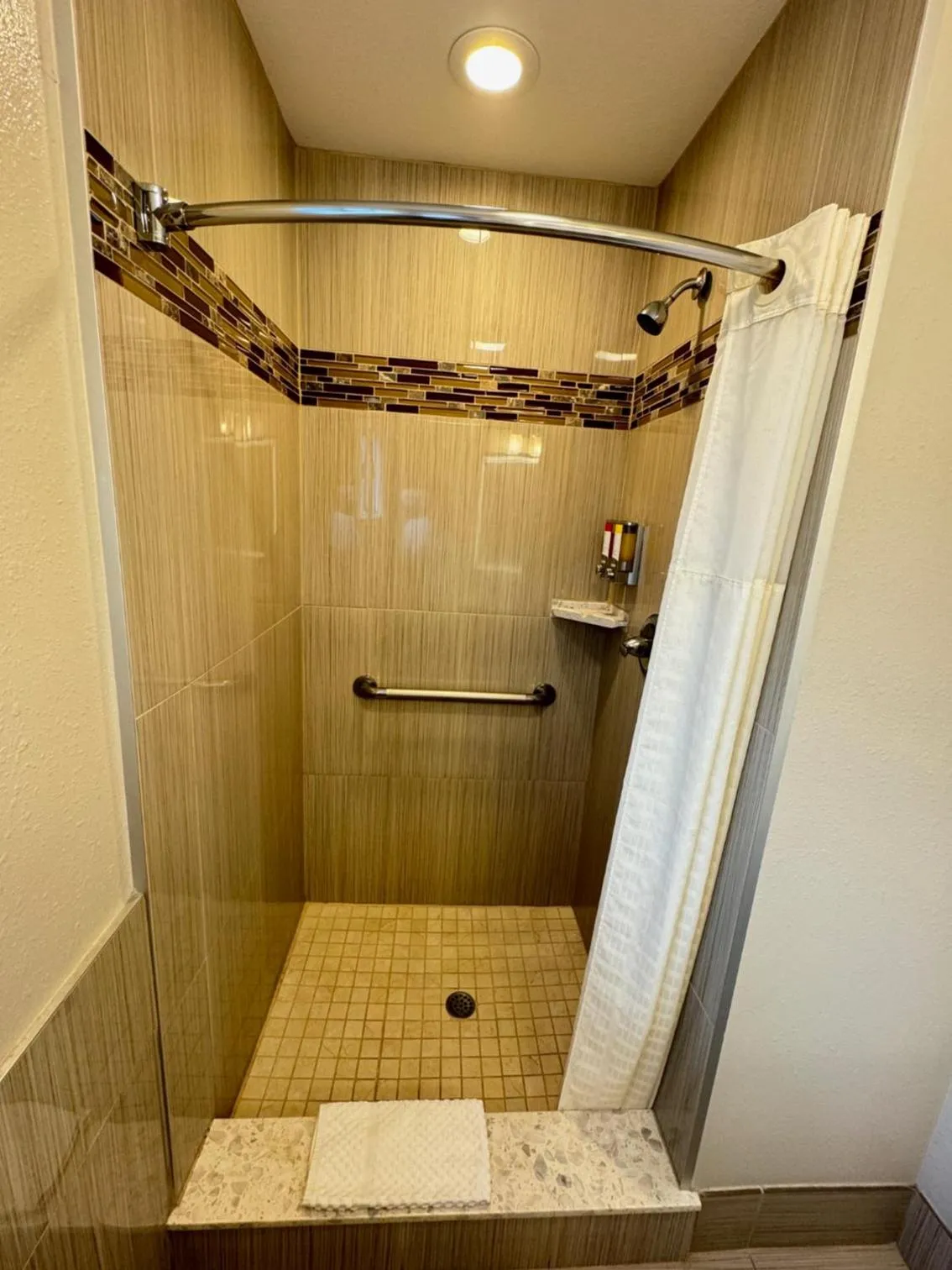 Shower in Padre Oaks