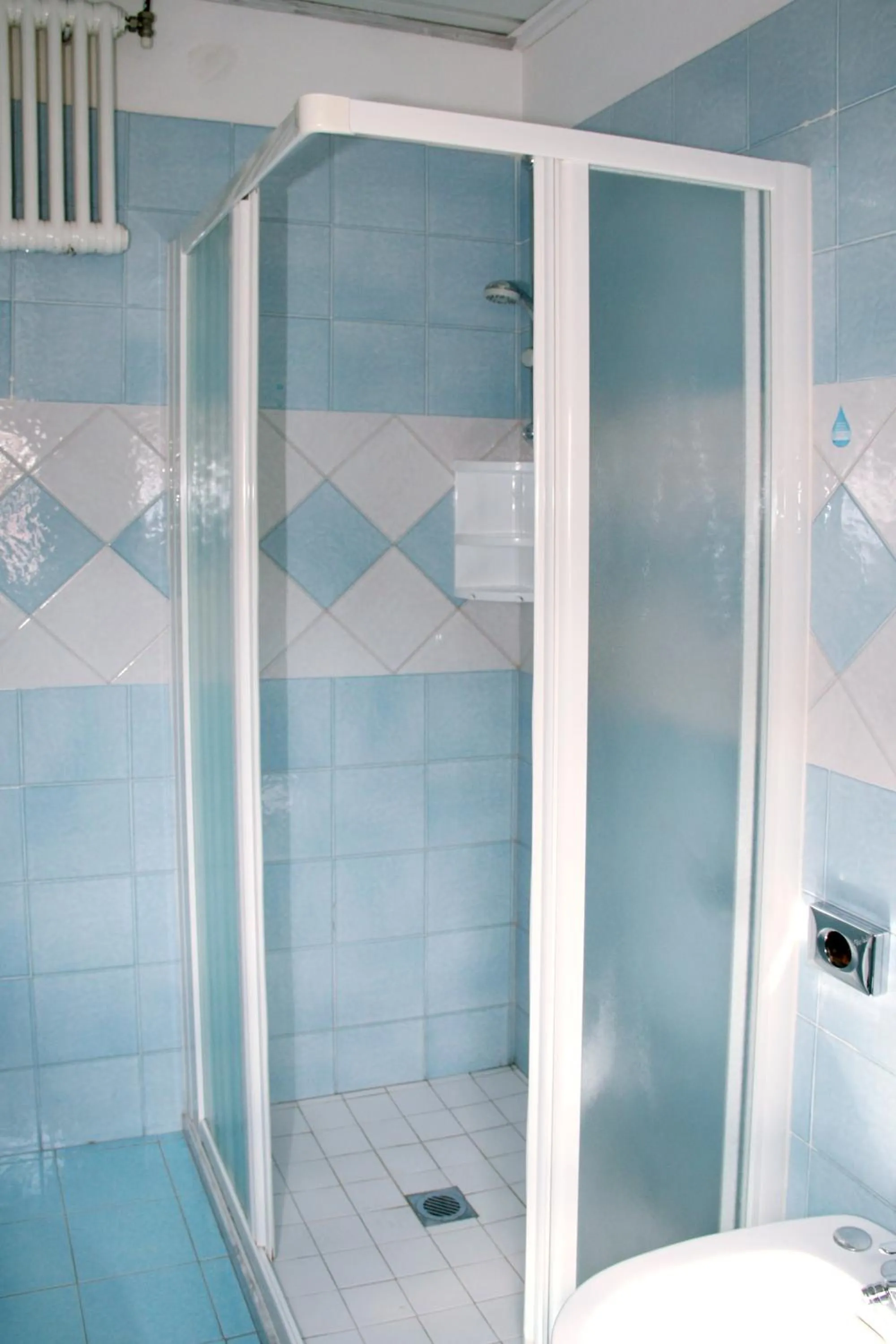 Bathroom in Hotel Jolie