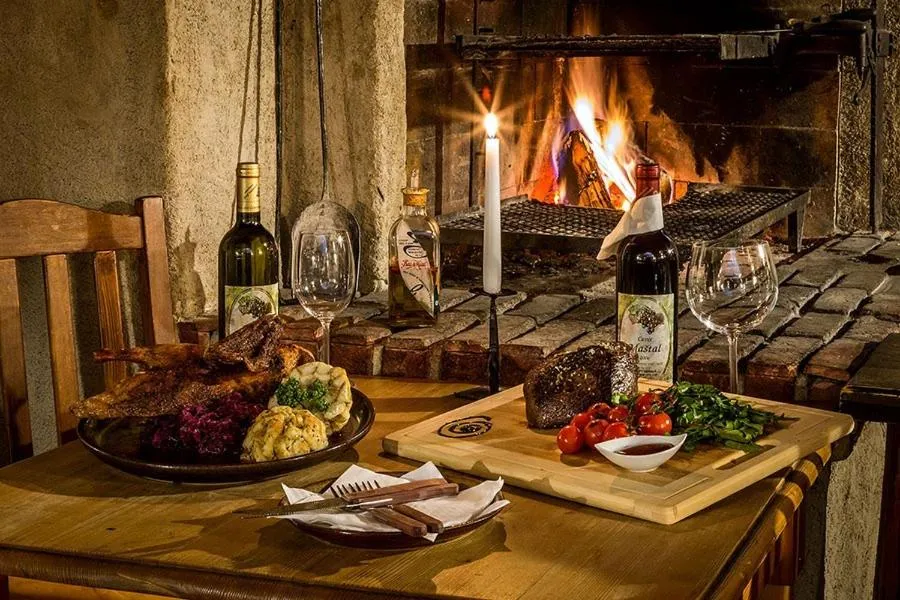 Restaurant/places to eat in Penzion Thallerův Dům