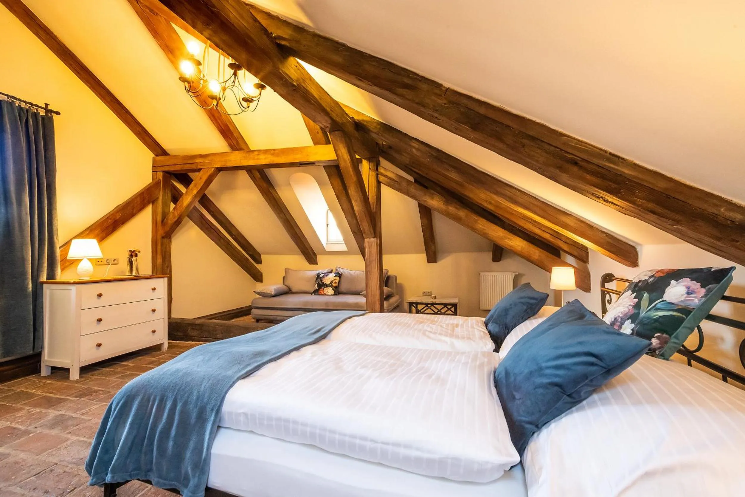 Bed in Penzion Thallerův Dům