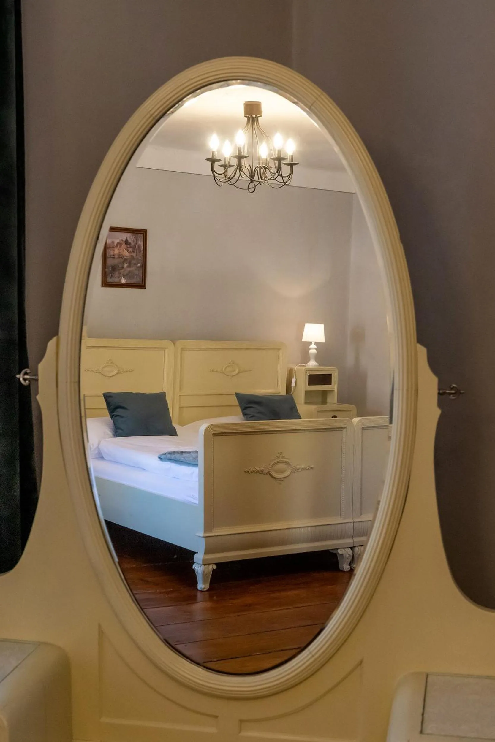 Bed in Penzion Thallerův Dům