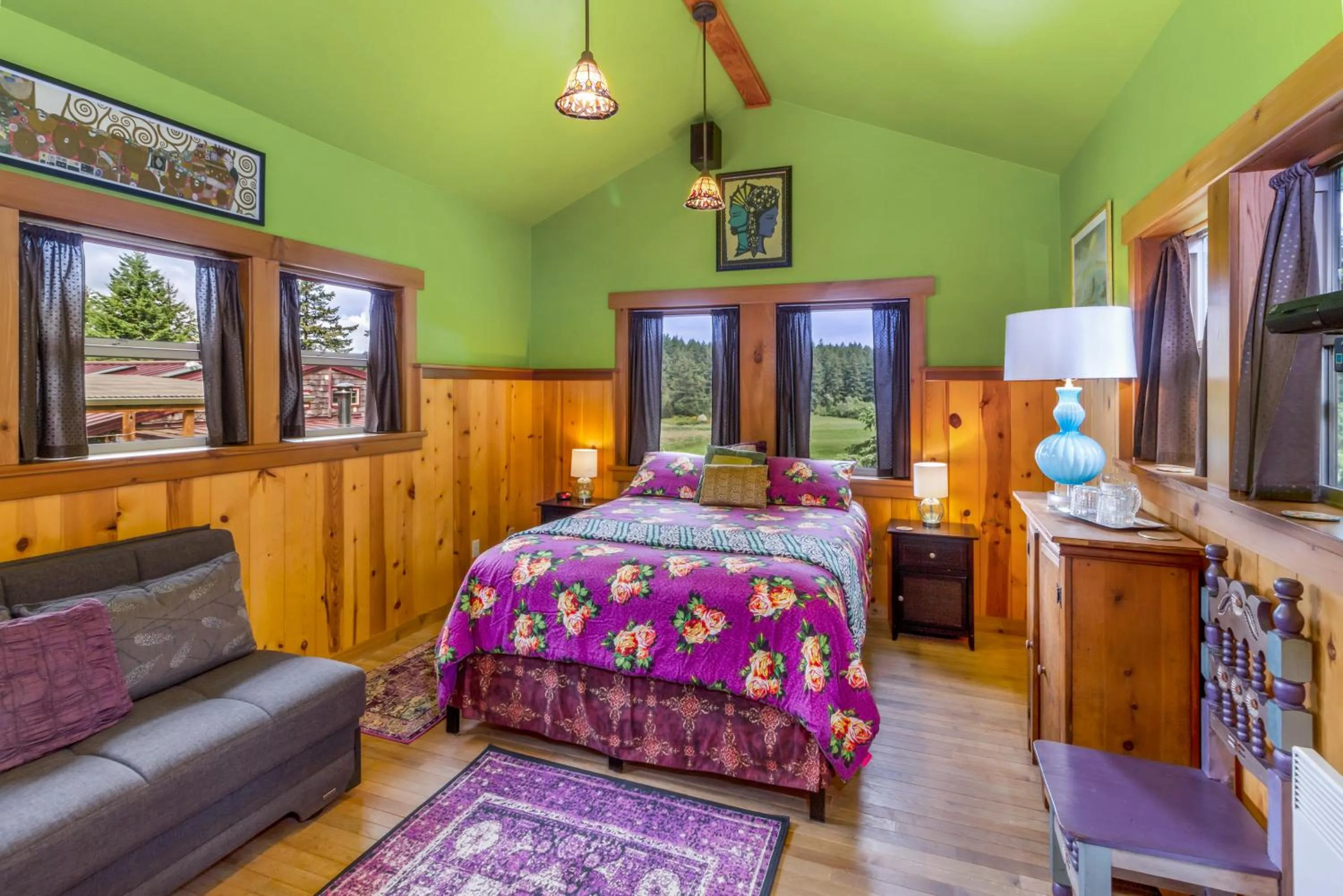 Photo of the whole room, Bed in Juniper Lane Guest House