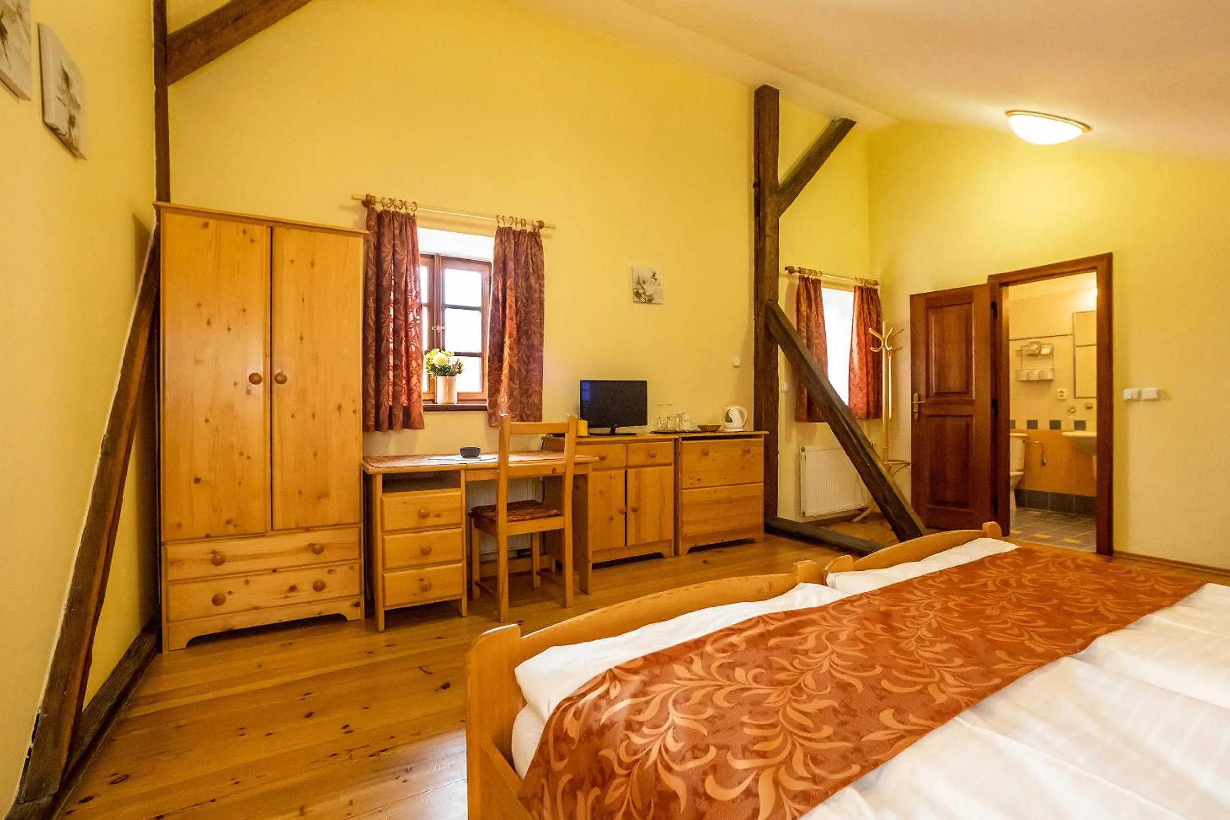 Bed in Penzion Maštal