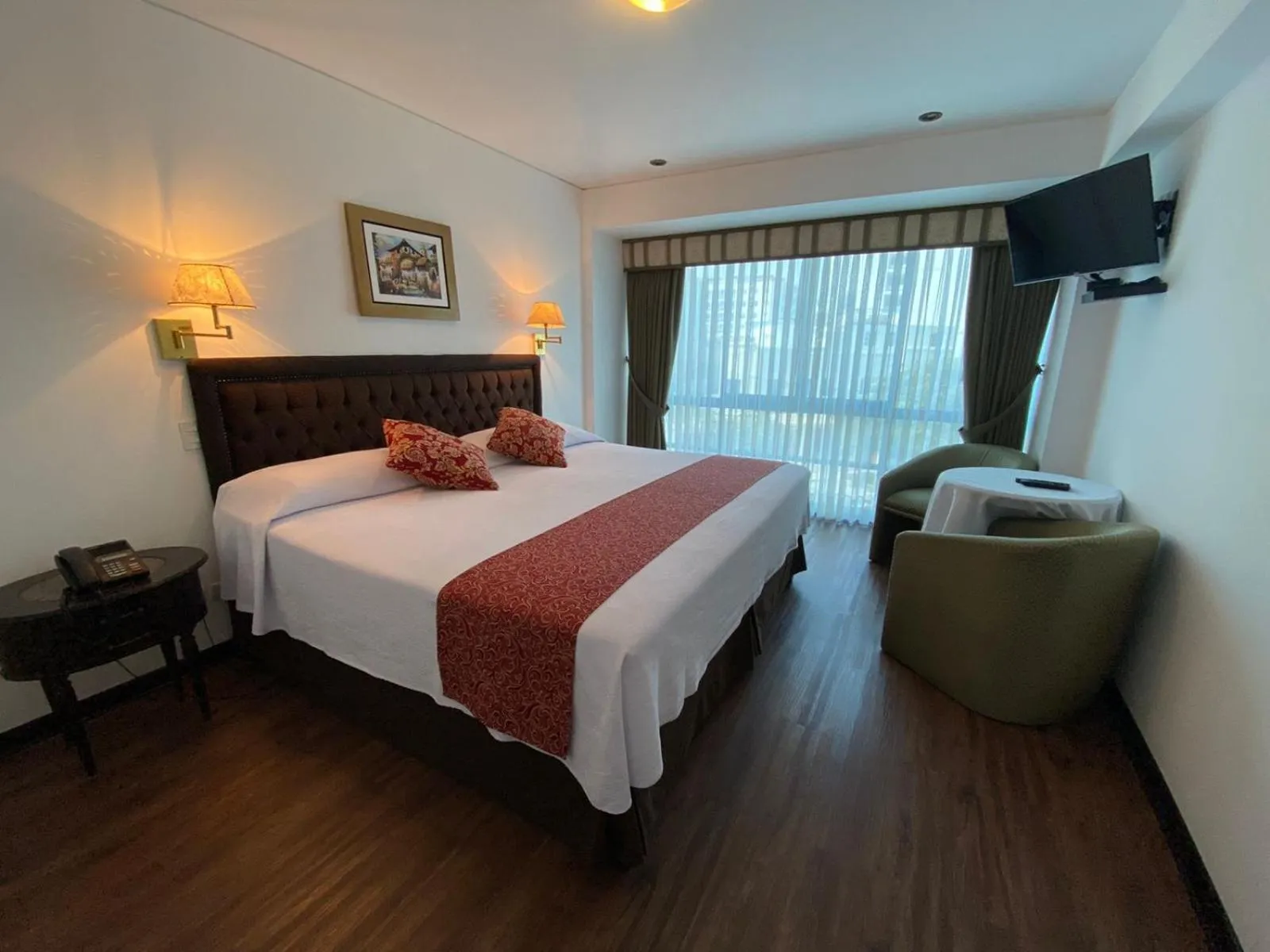 Photo of the whole room in Hotel Monte Real