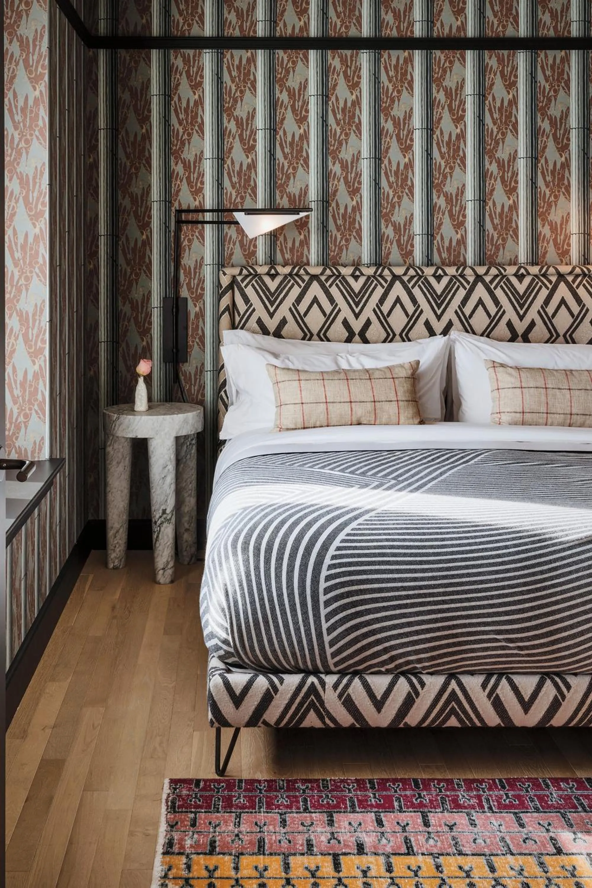 Photo of the whole room, Bed in San Francisco Proper Hotel, a Member of Design Hotels