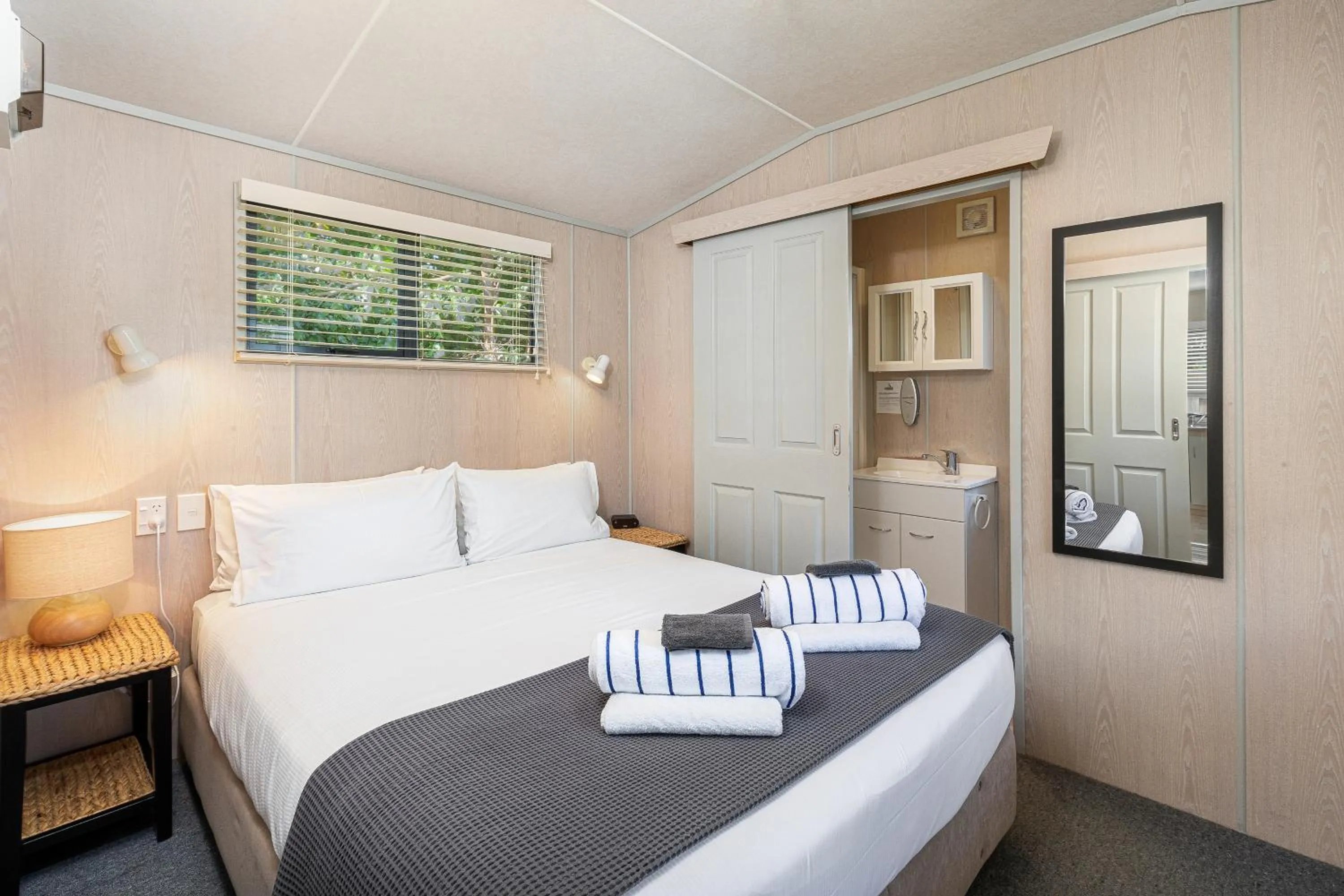 Bed in Athenree Hot Springs & Holiday Park