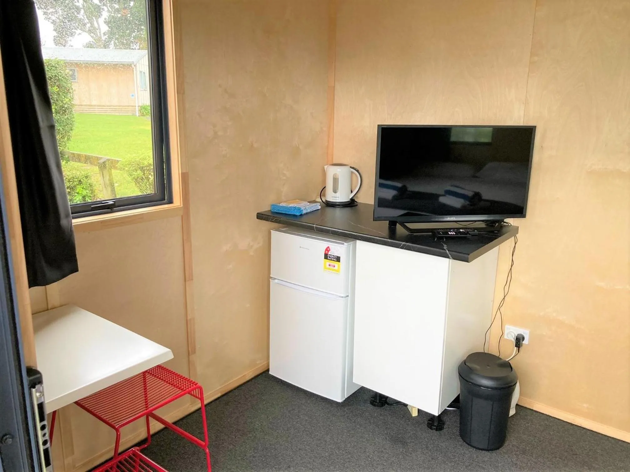 TV and multimedia in Athenree Hot Springs & Holiday Park