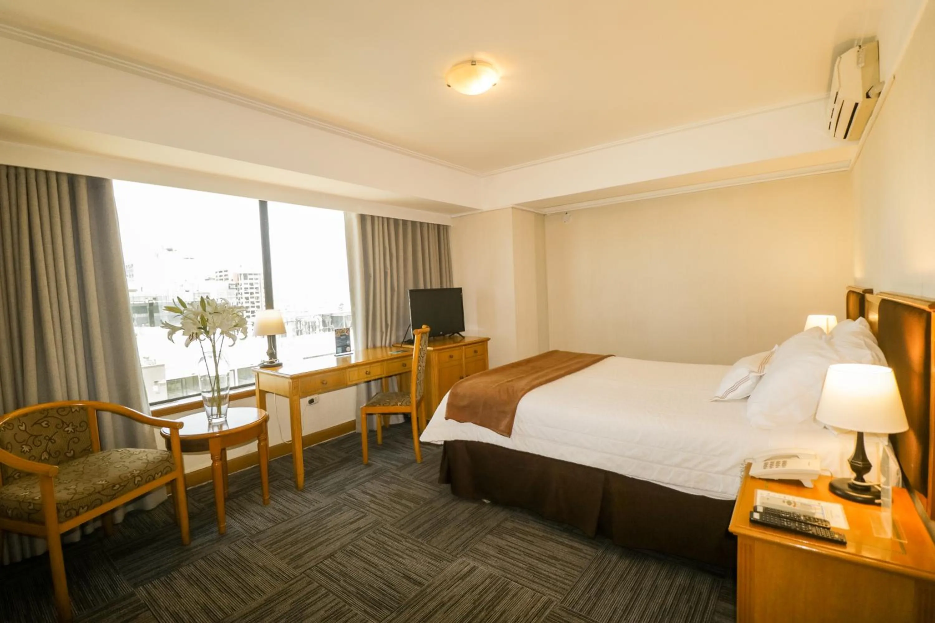 Bed in Hotel Miramar