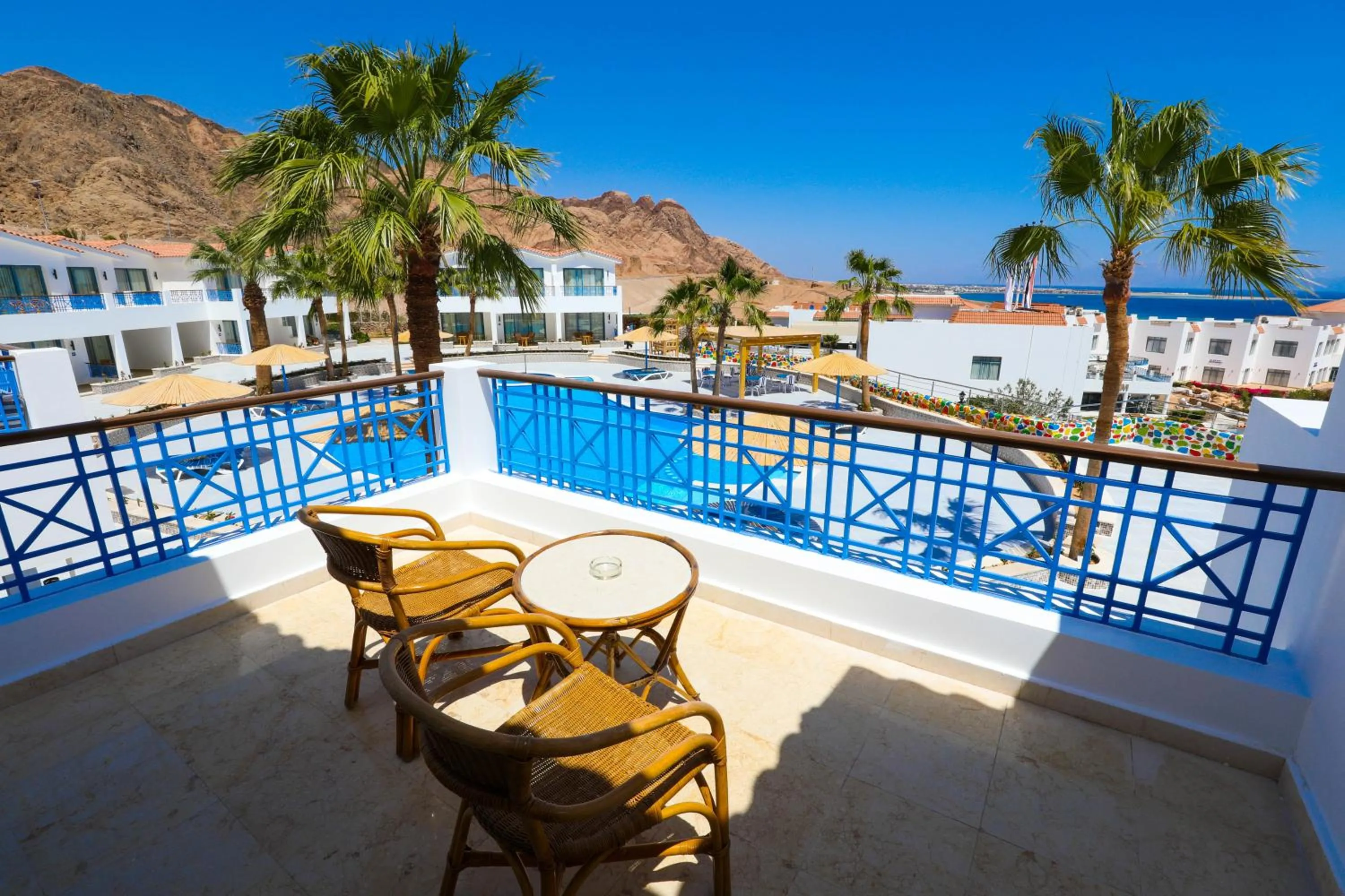 Swimming pool in Ecotel Dahab Bay View Resort