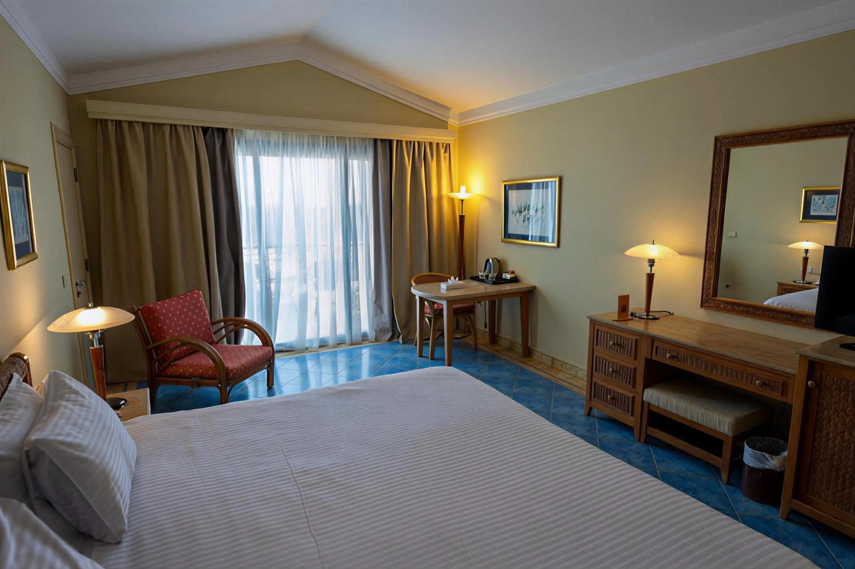 Bedroom, Bed in Ecotel Dahab Bay View Resort