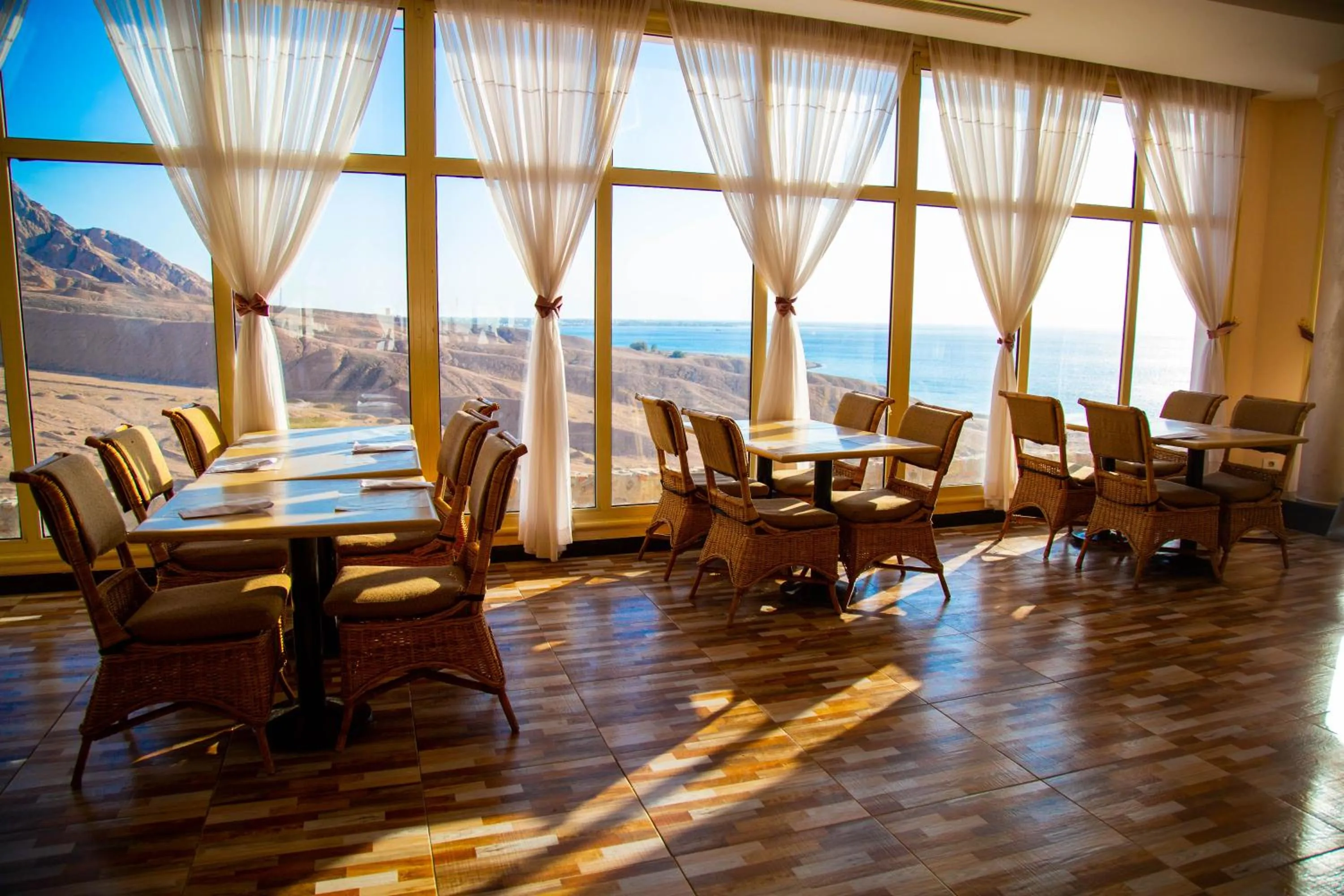 Restaurant/places to eat in Ecotel Dahab Bay View Resort