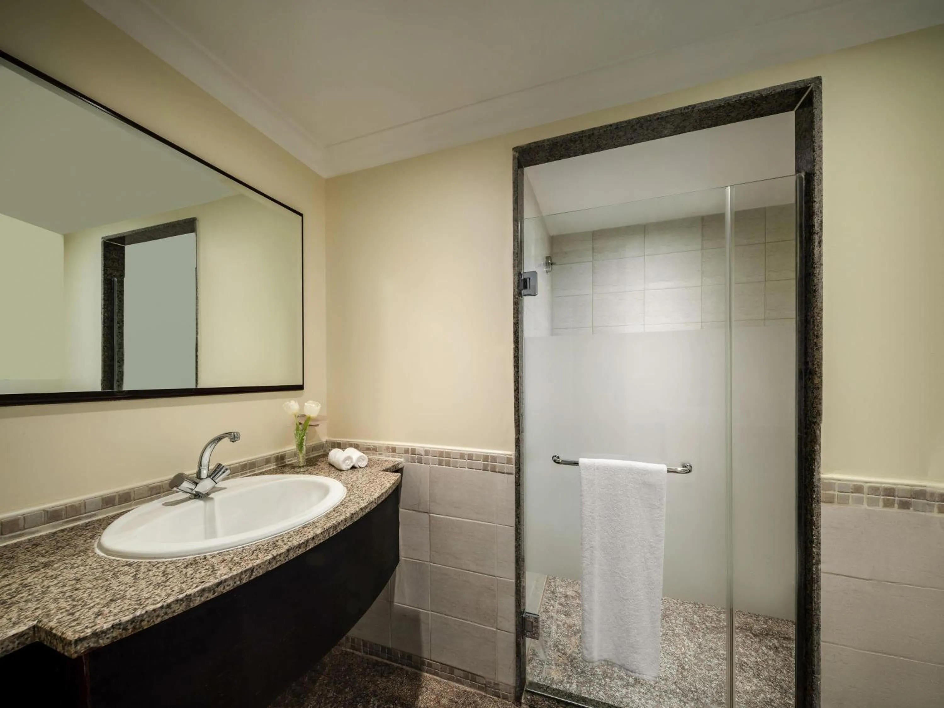 Bedroom in Movenpick Hotel & Residences Hajar Tower Makkah