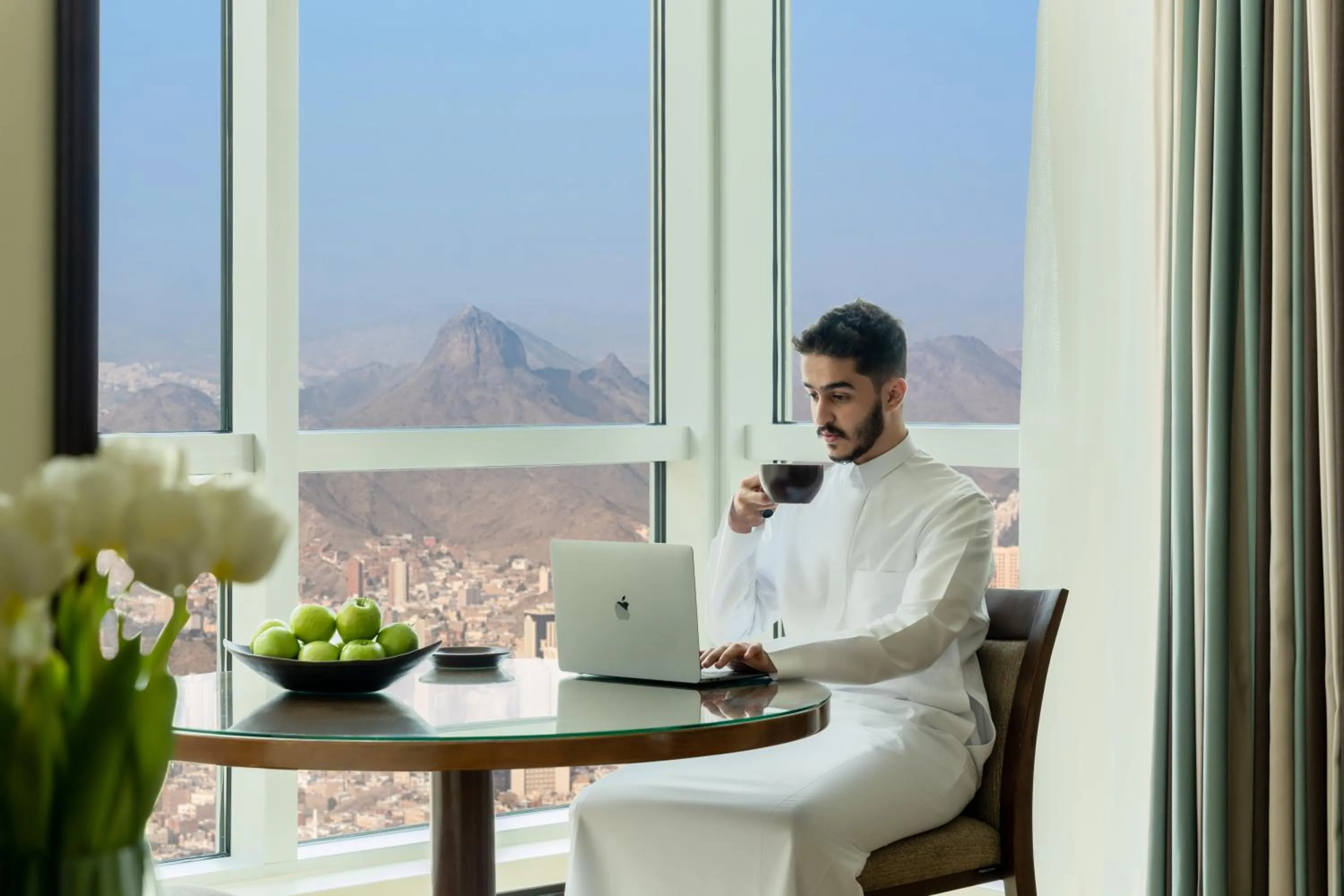 Dining area in Movenpick Hotel & Residences Hajar Tower Makkah