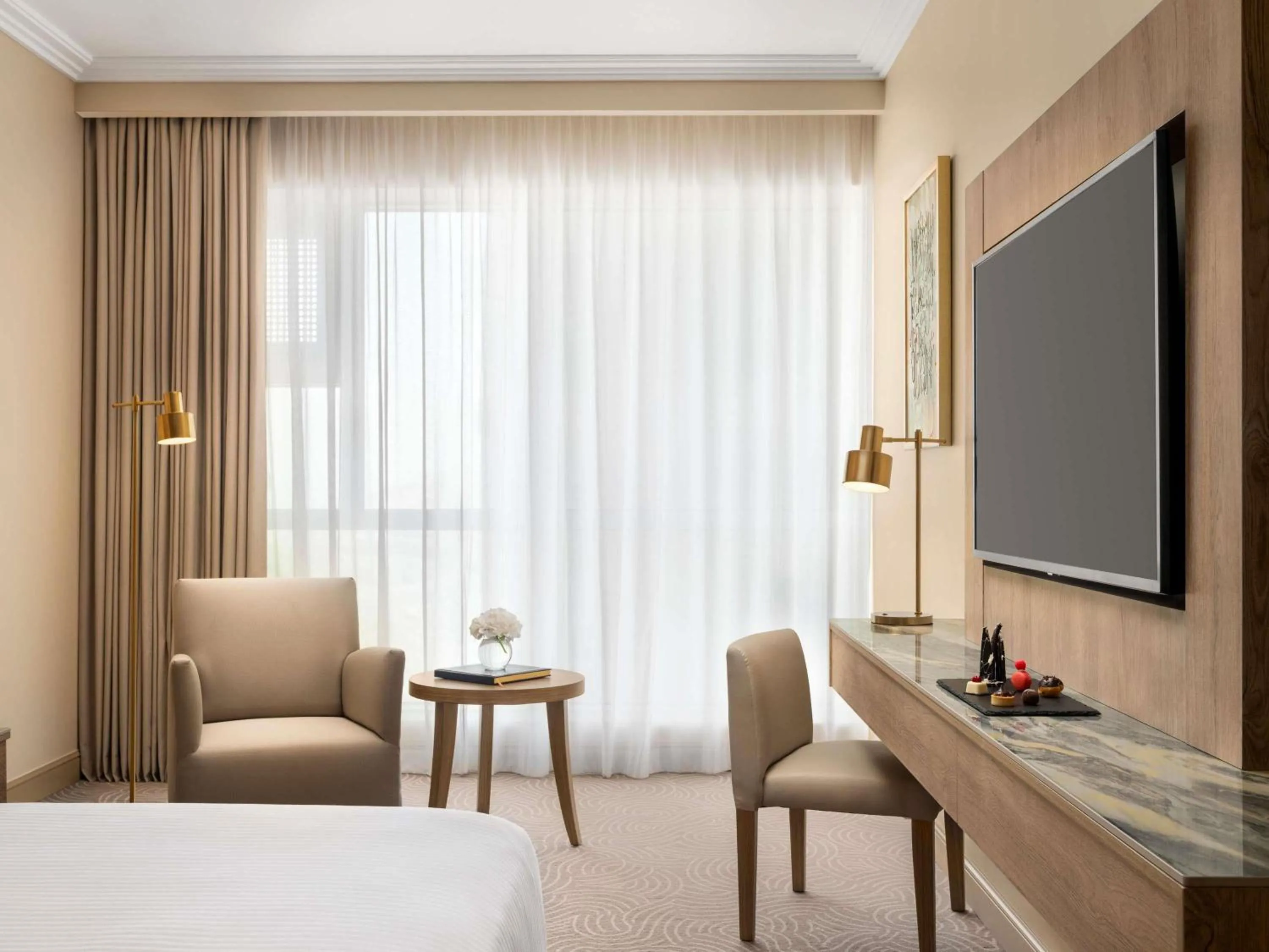 Bedroom, Bed in Movenpick Hotel & Residences Hajar Tower Makkah