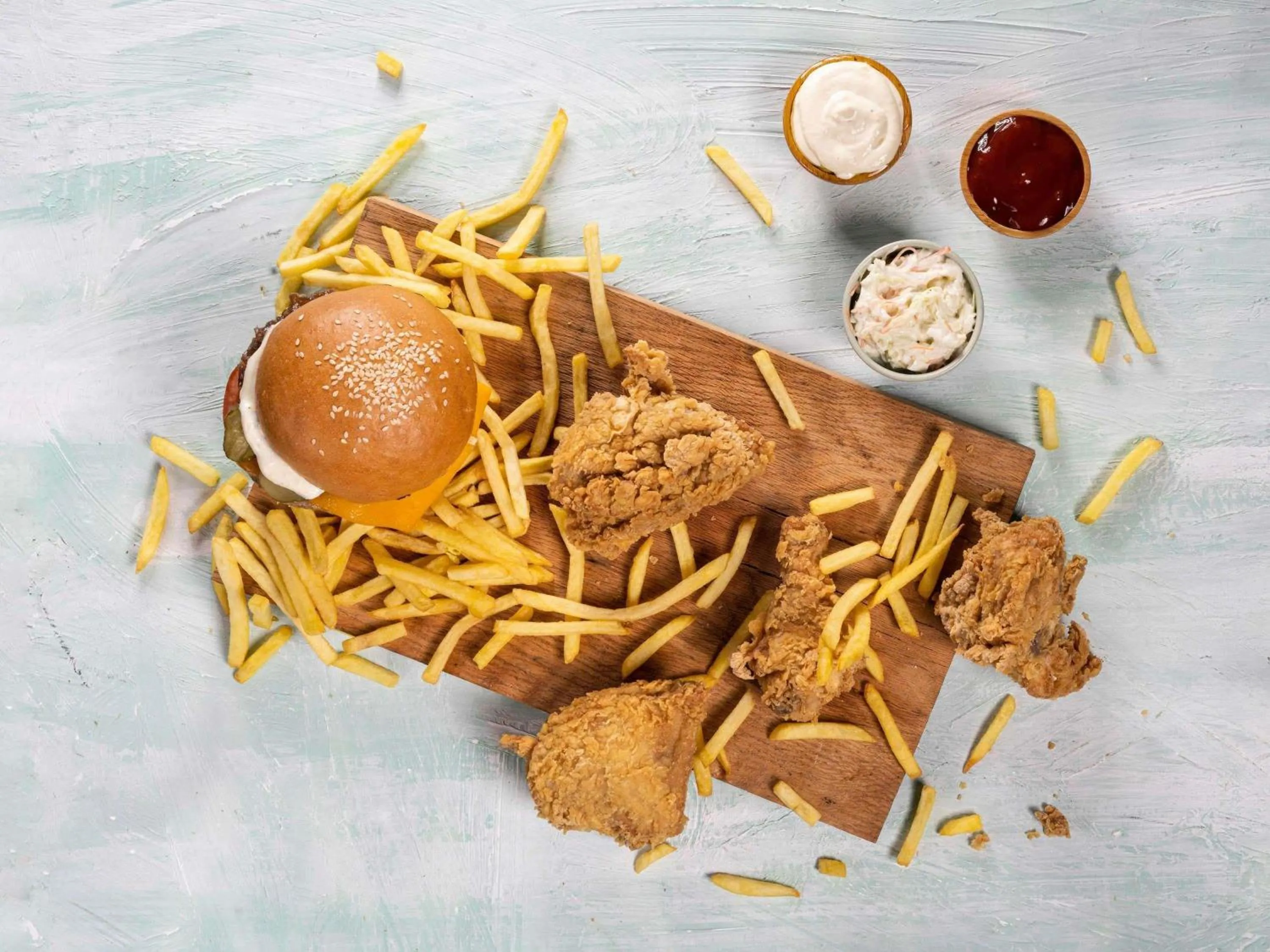 Restaurant/places to eat in Movenpick Hotel & Residences Hajar Tower Makkah