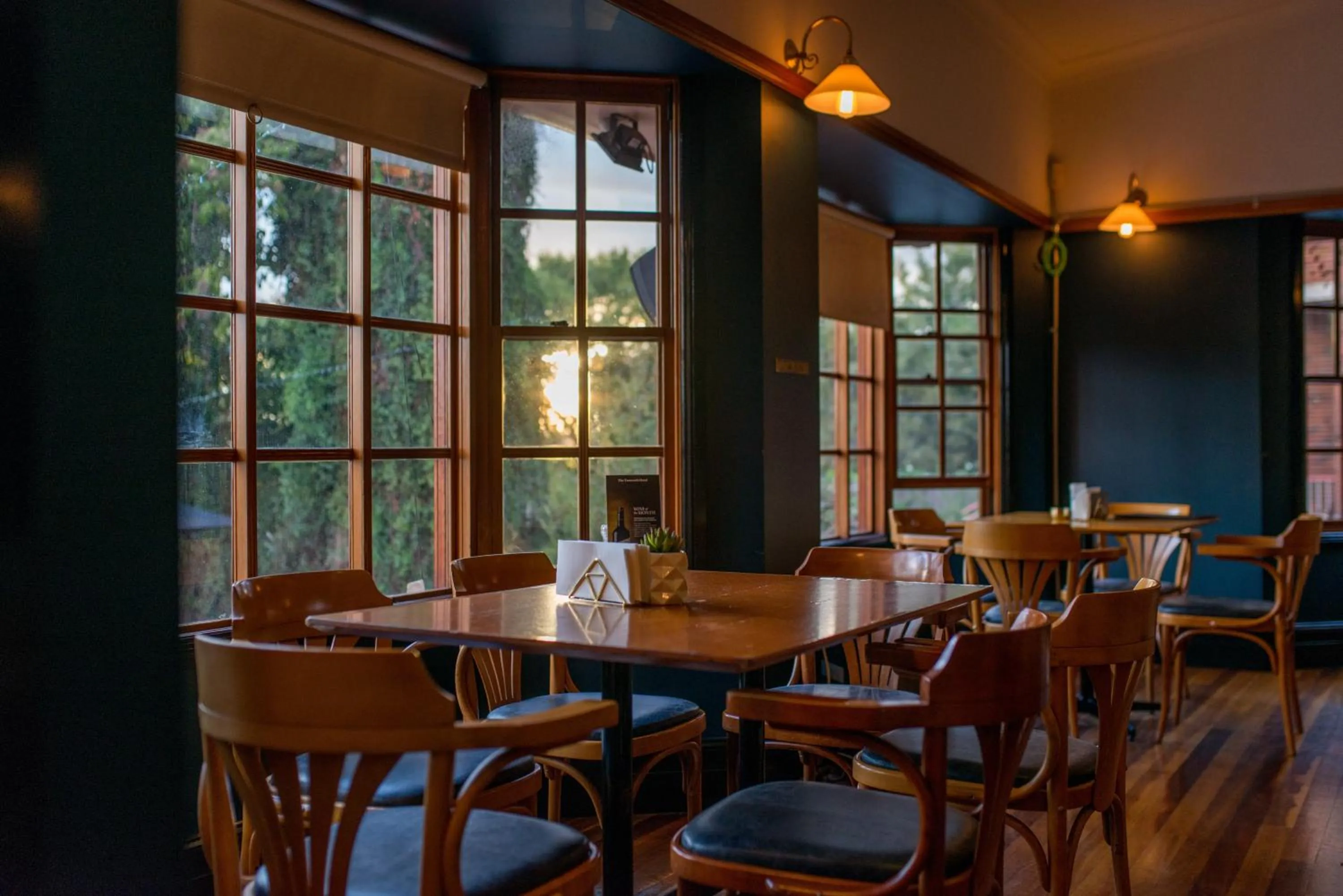 Restaurant/places to eat in The Tamworth Hotel