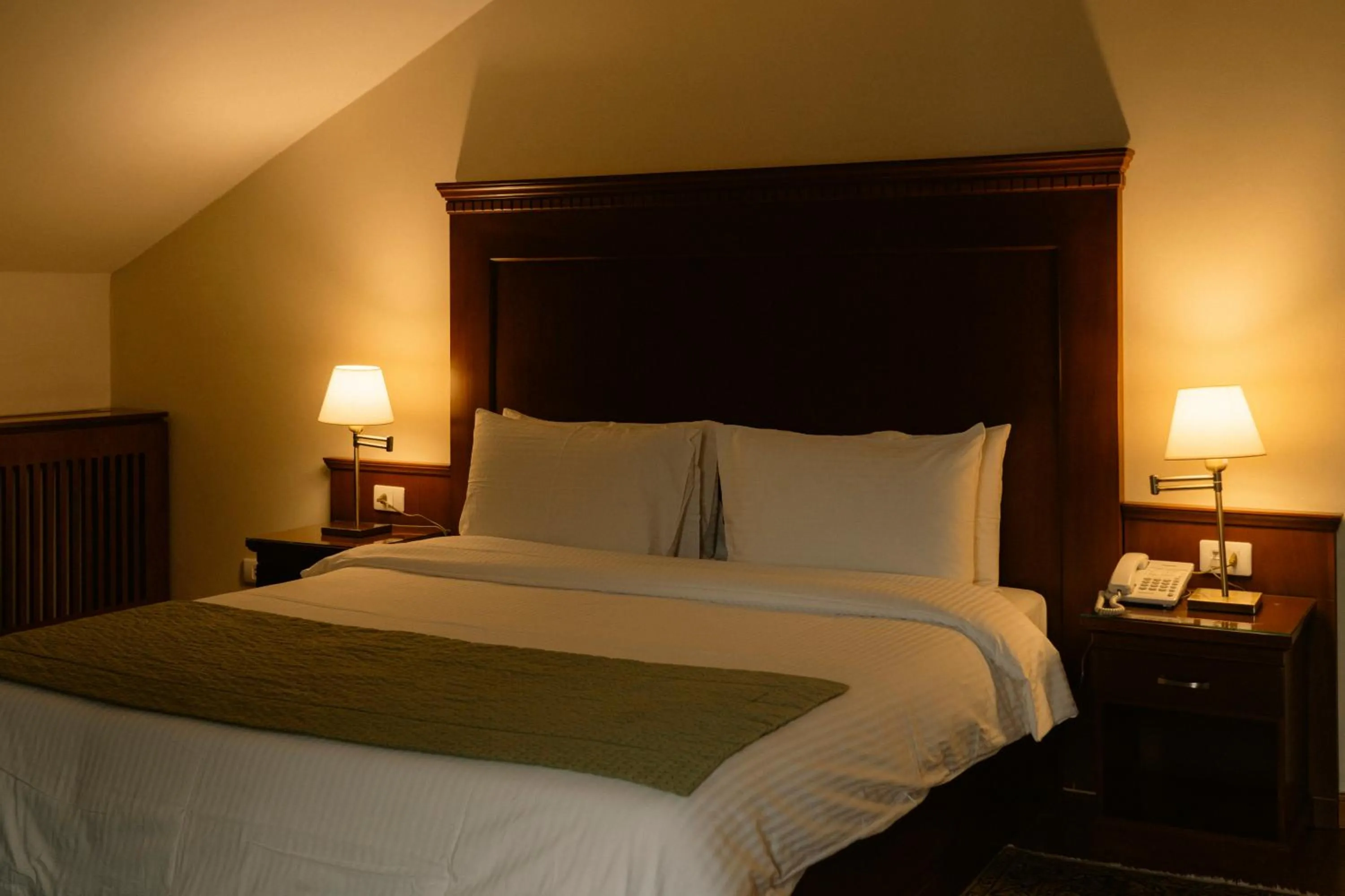 View (from property/room), Bed in Le Cedrus Hotel