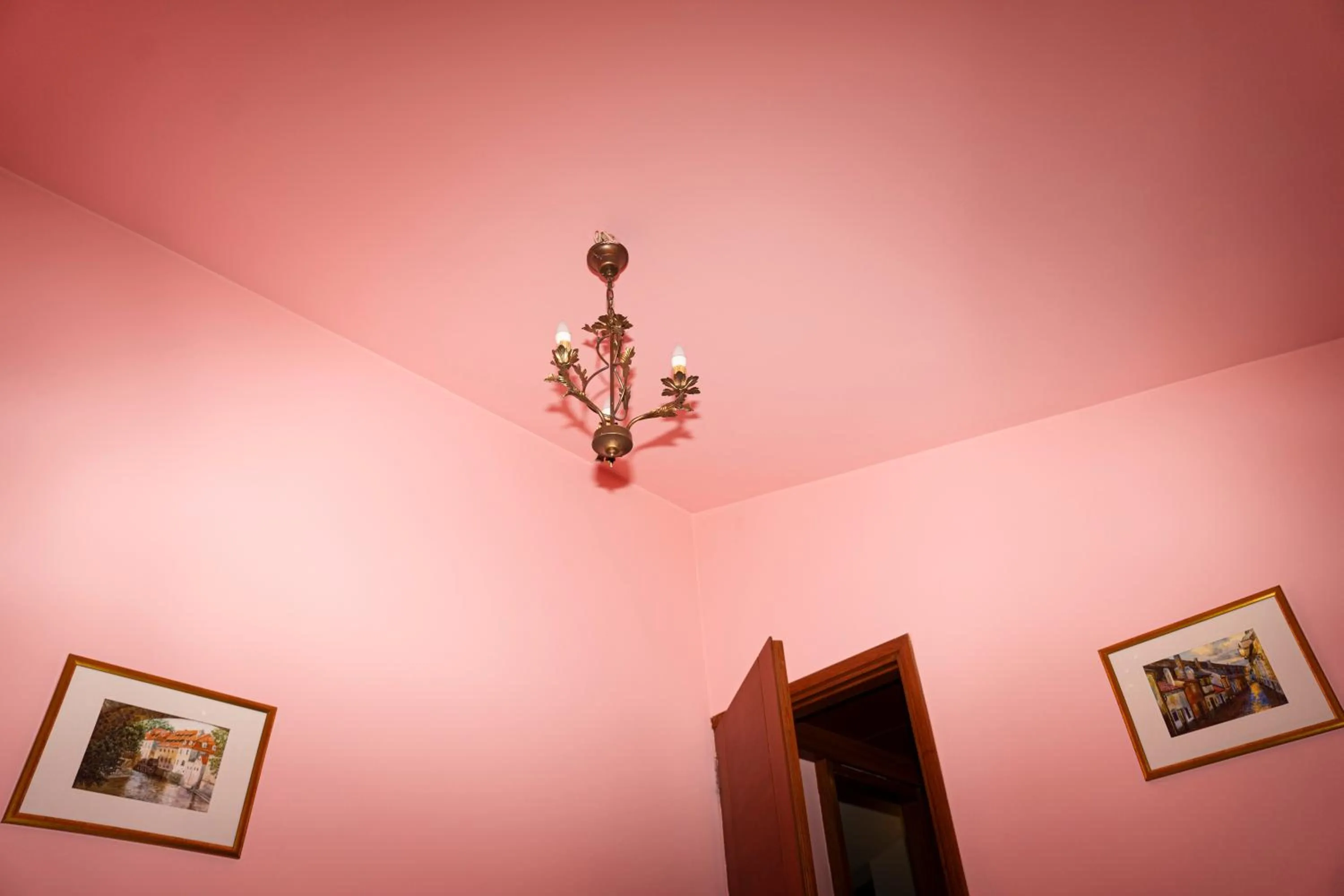 Decorative detail in Le Cedrus Hotel