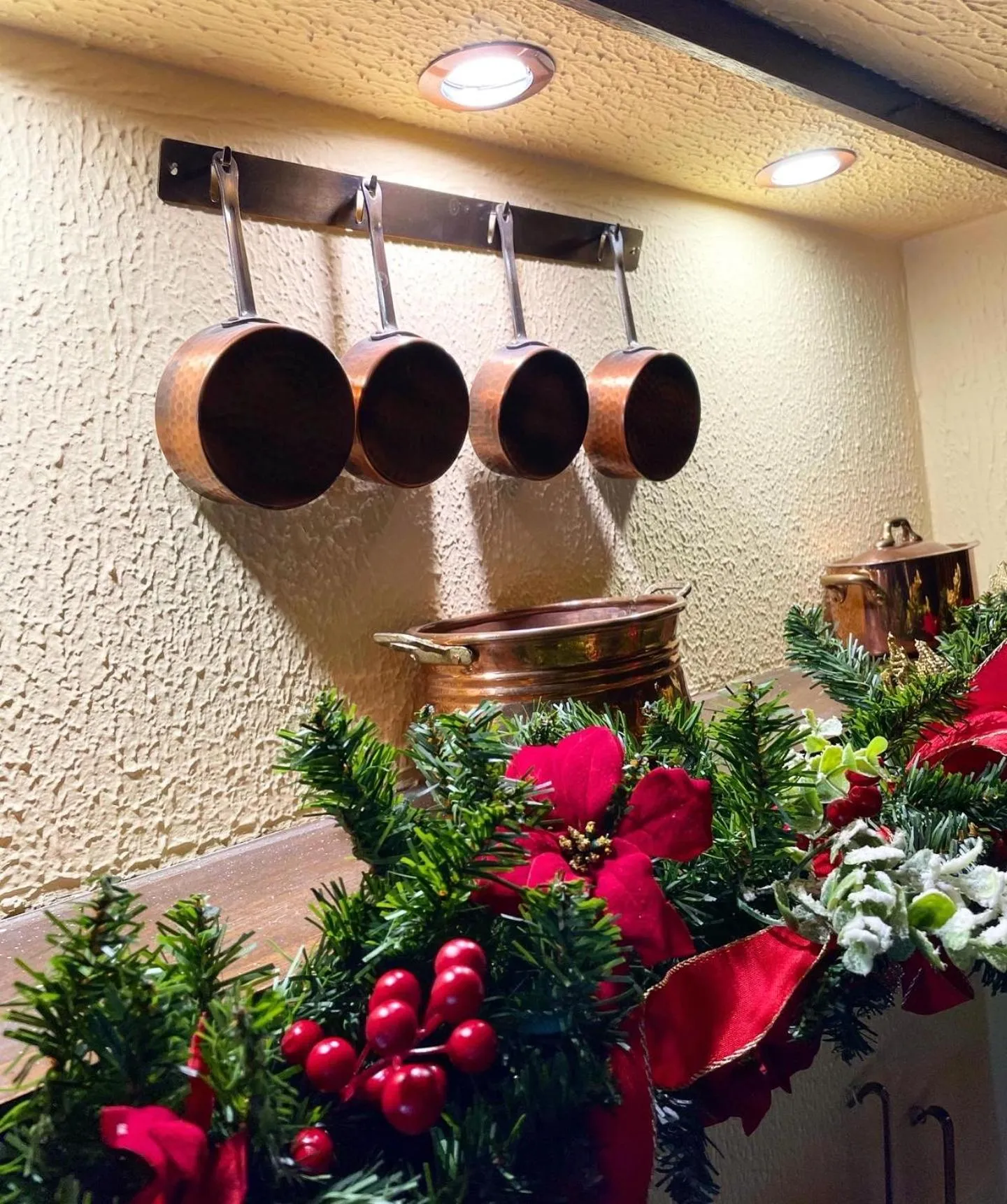 Restaurant/places to eat in Le Cedrus Hotel