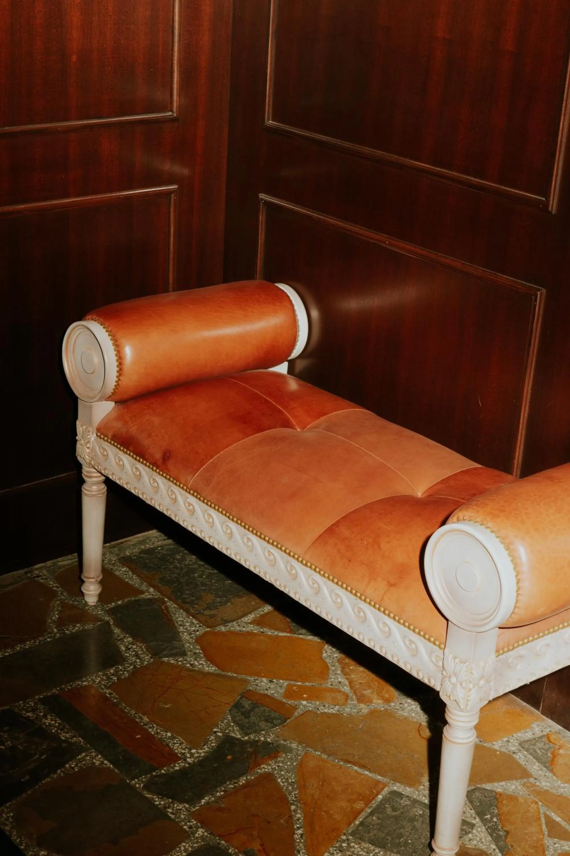 Restaurant/places to eat in Le Cedrus Hotel