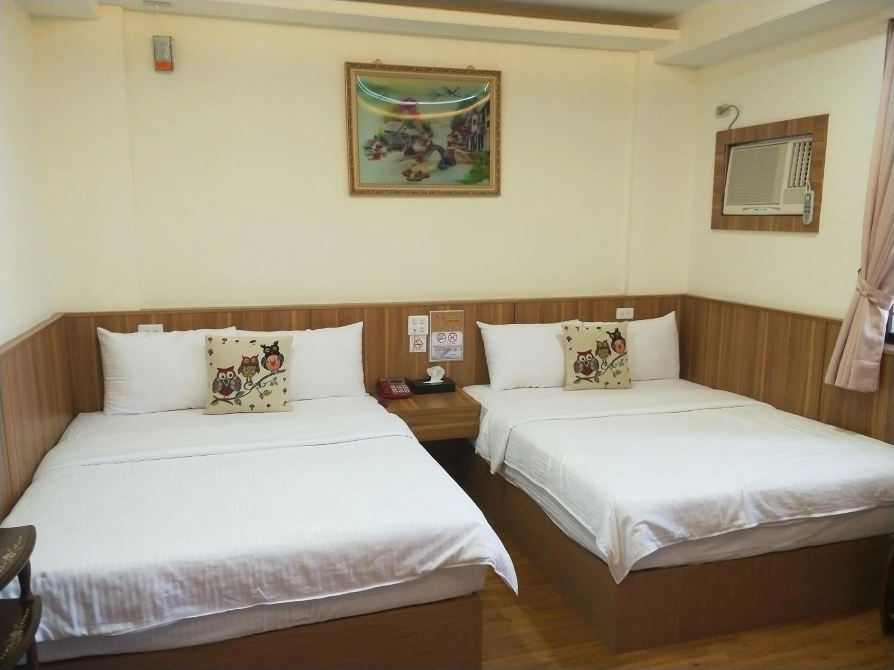 Bed in Oriental Hotel