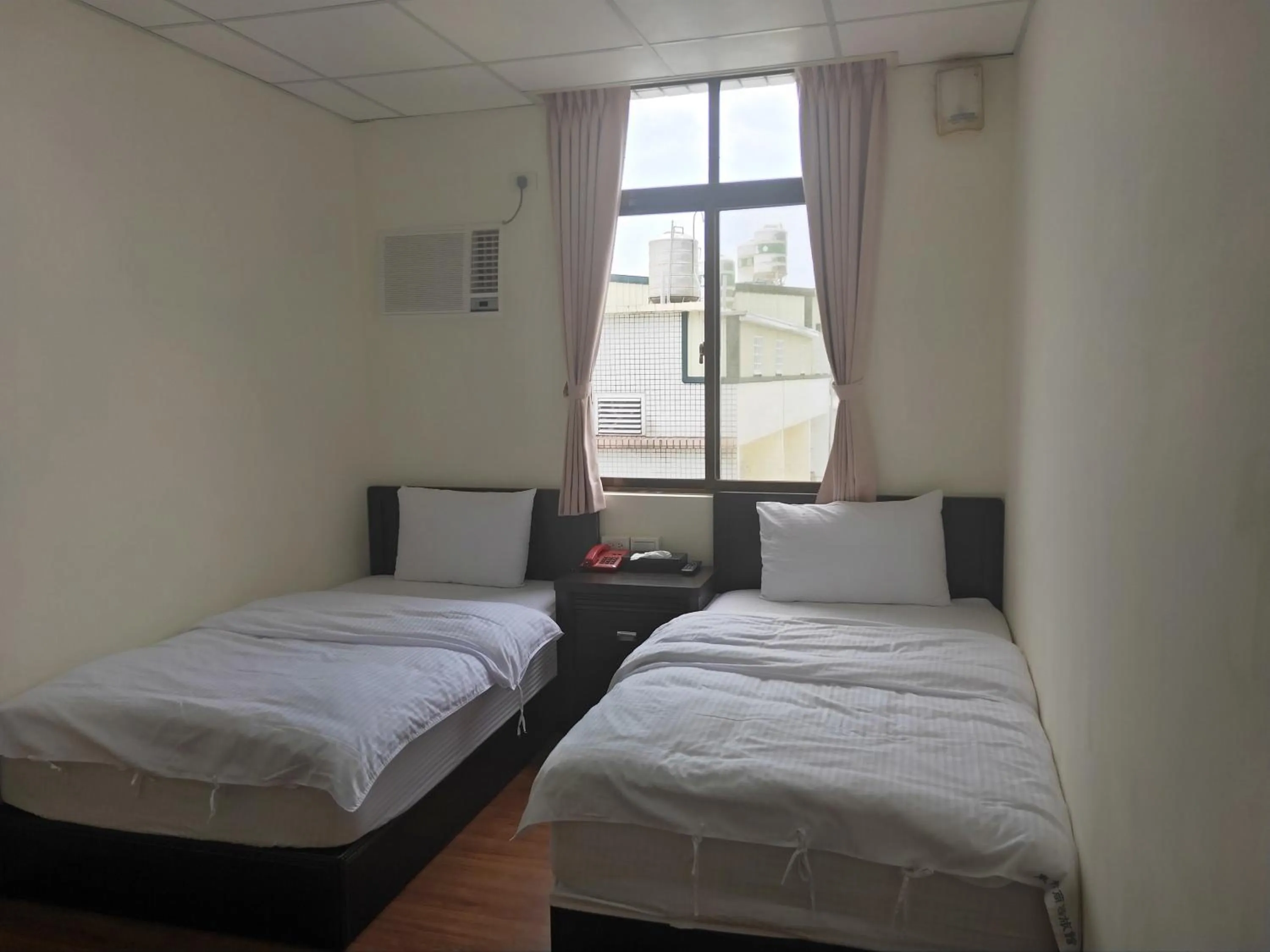 Bed in Oriental Hotel