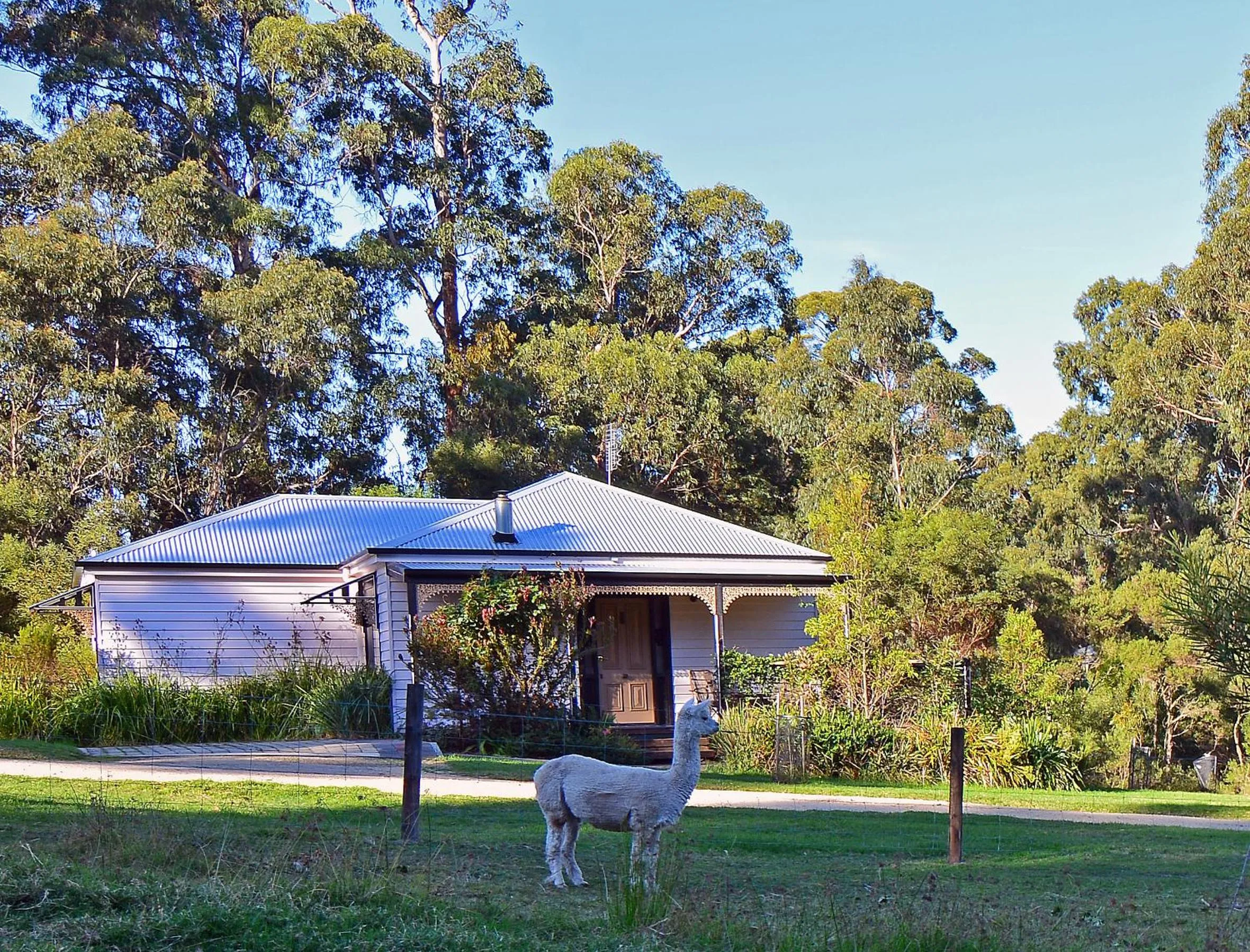 Facade/entrance in Araluen Park Cottages