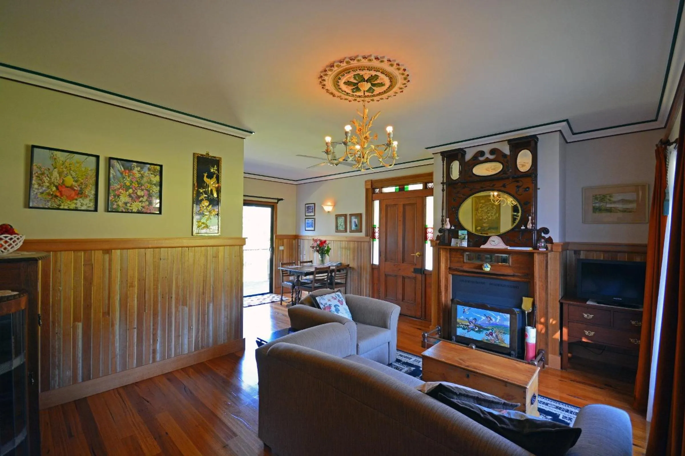 Living room in Araluen Park Cottages
