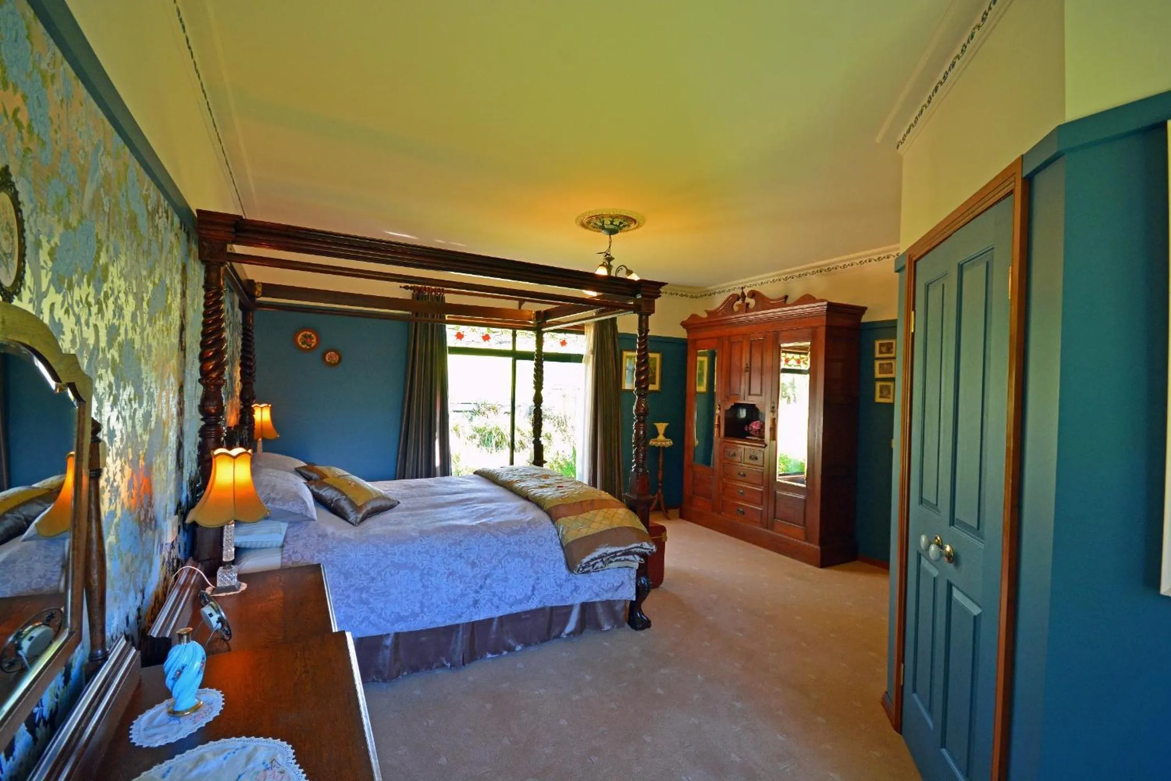 Bedroom, Bed in Araluen Park Cottages