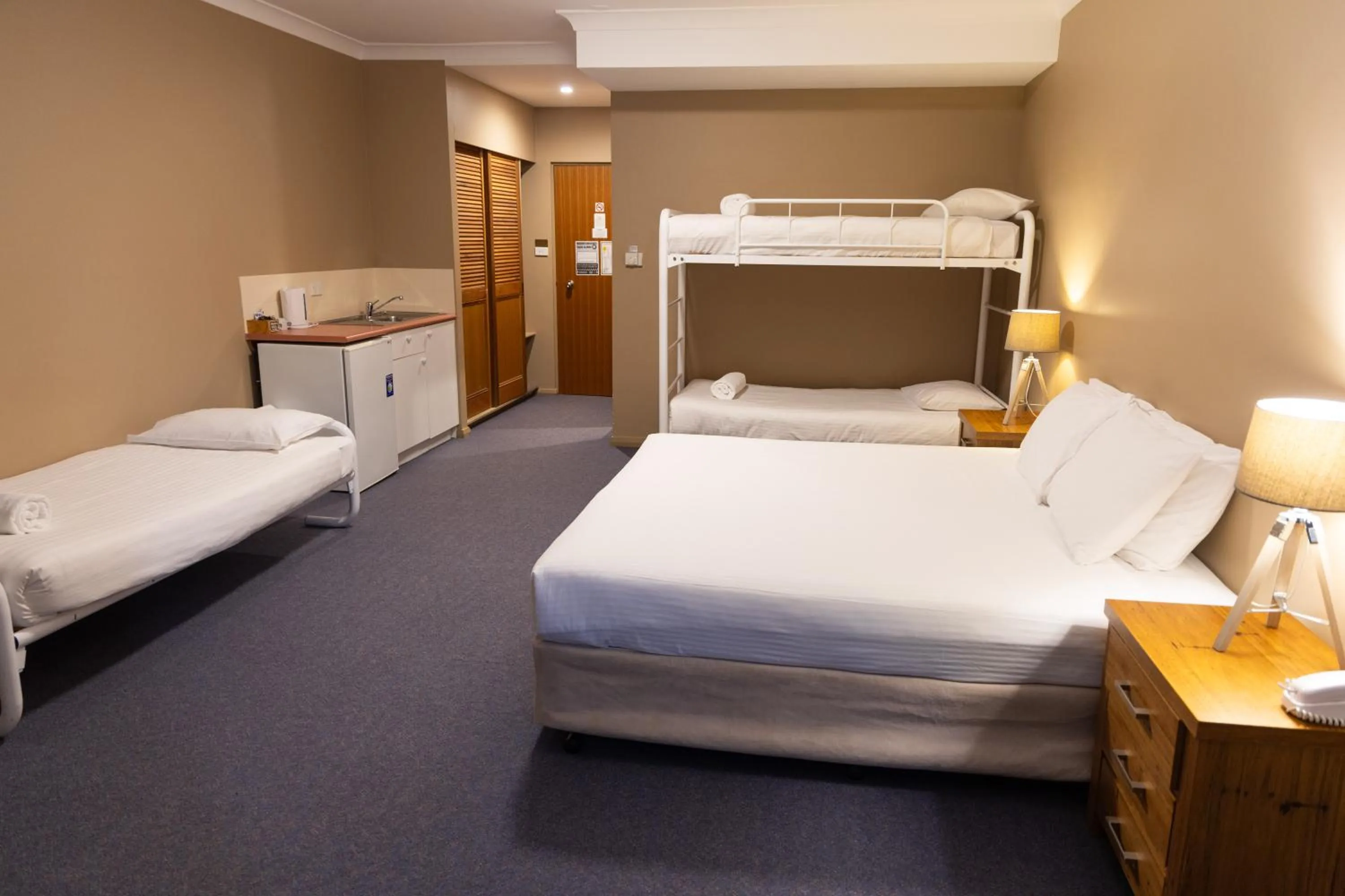 The Man from Snowy River Hotel