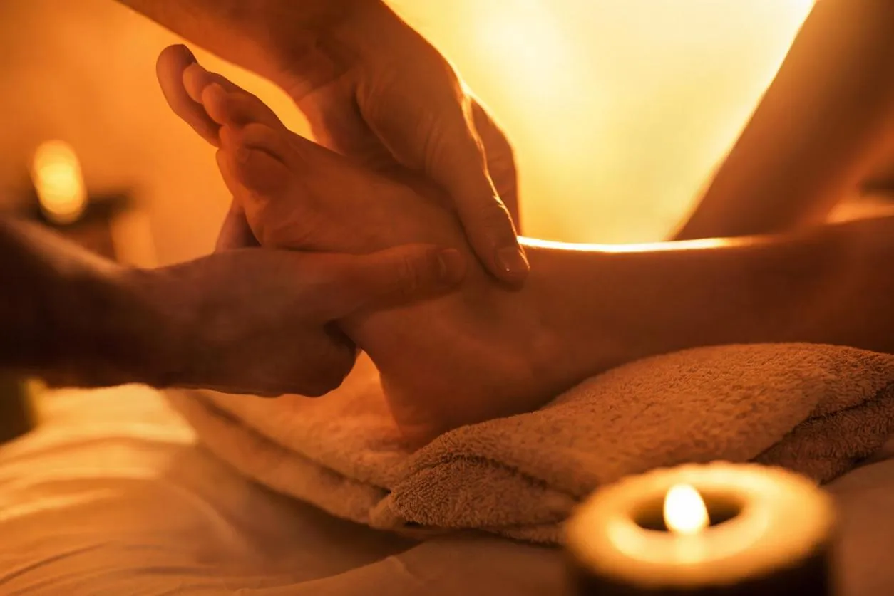 Massage in The Man from Snowy River Hotel