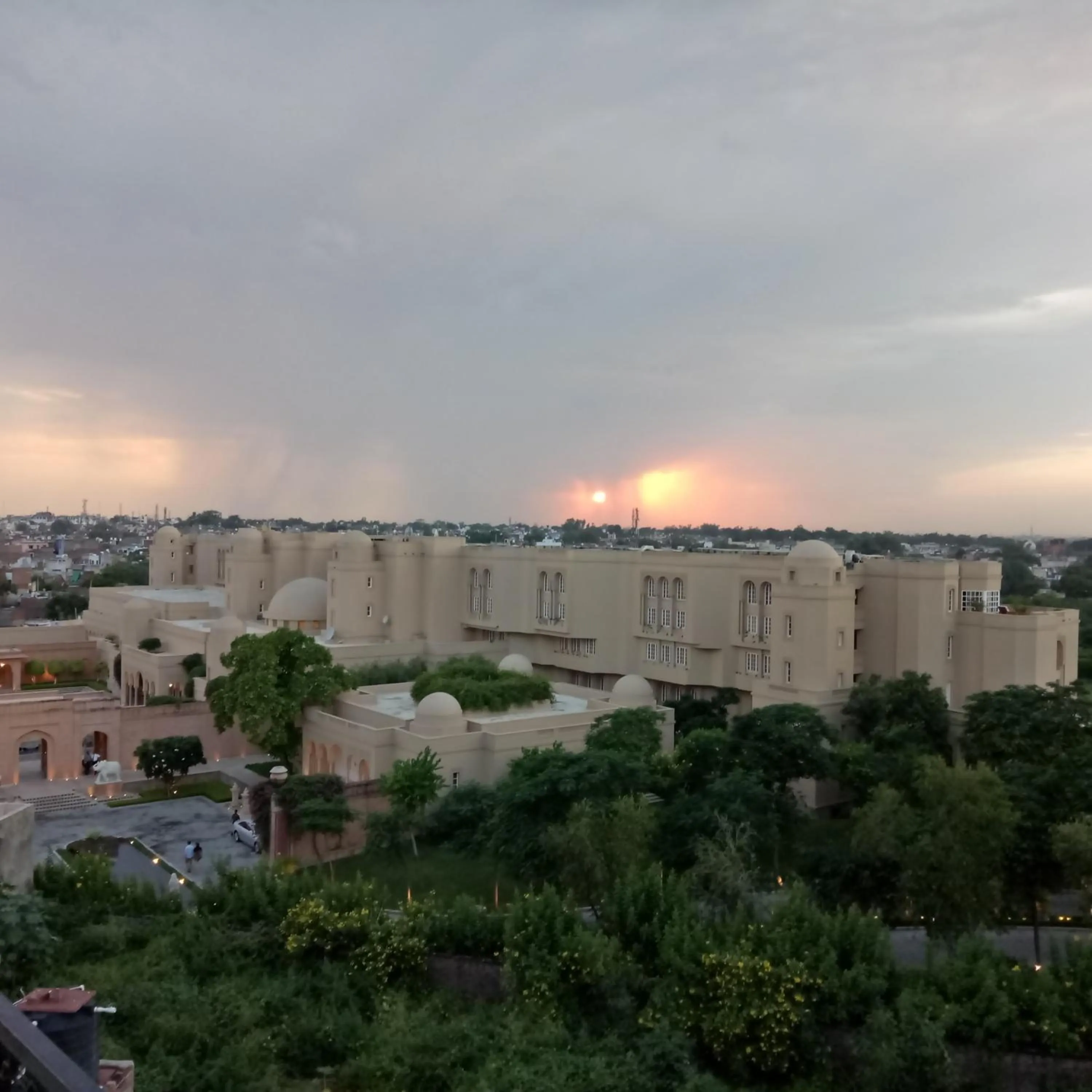 On site in Hotel Taj Plaza, VIP Road, Agra