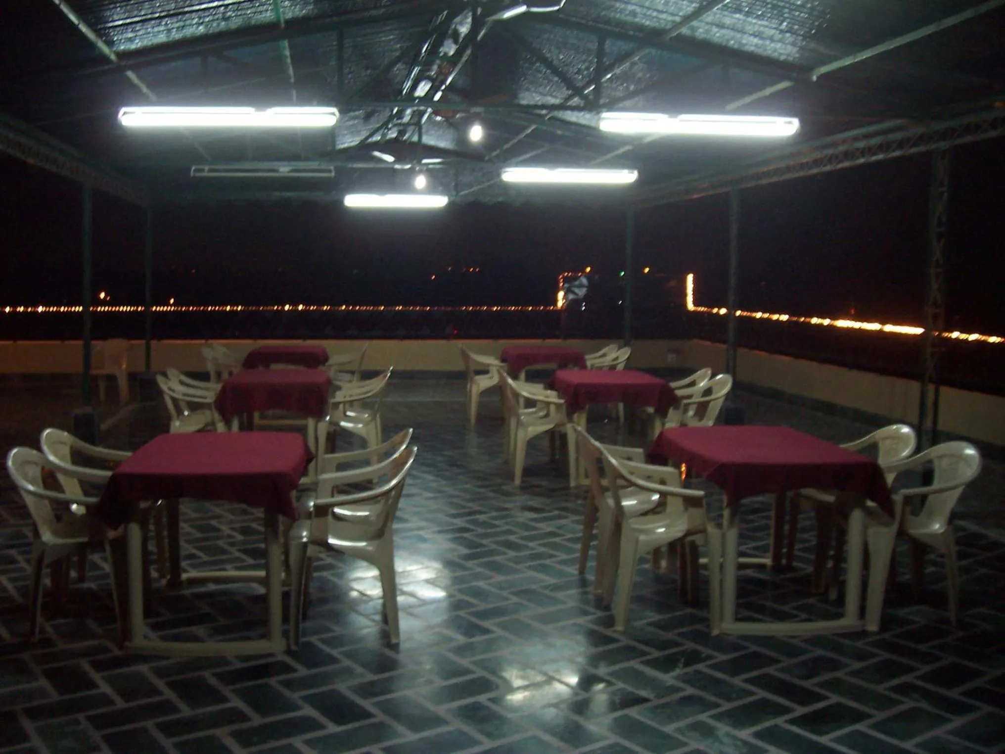 Dining area in Hotel Taj Plaza, VIP Road, Agra