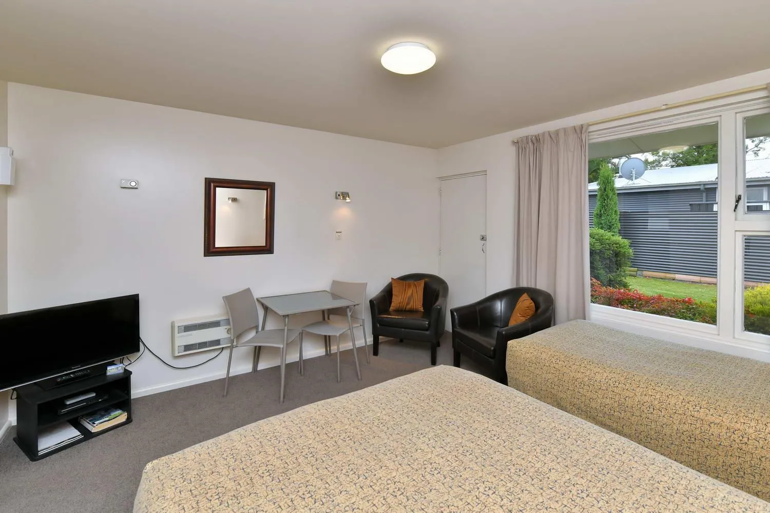 Seating area in Wayside Motel