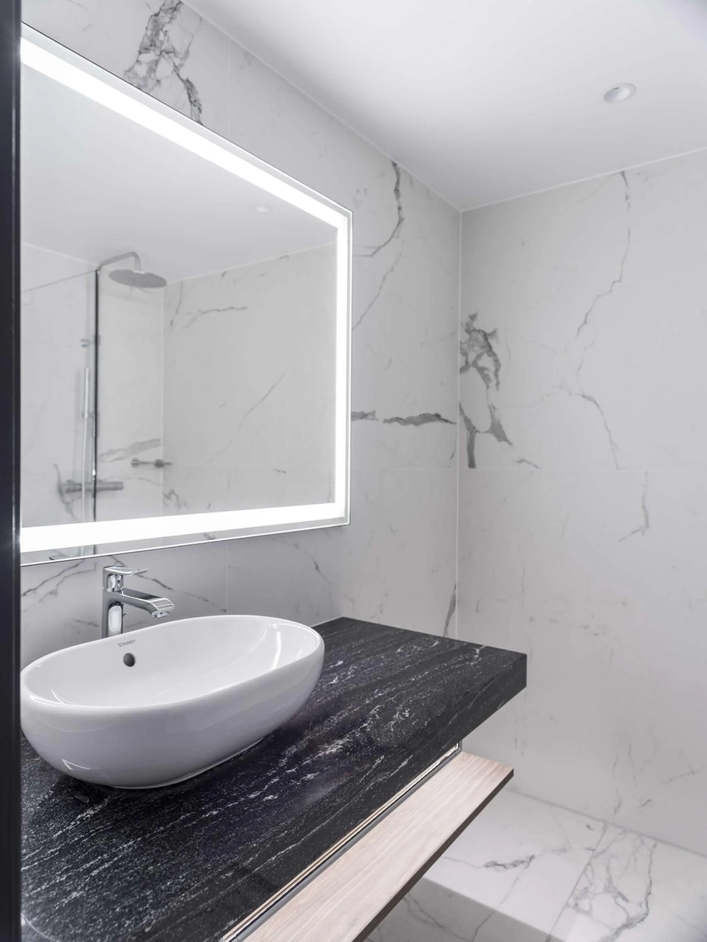 Bathroom in Radisson Blu Scandinavia Hotel, Oslo