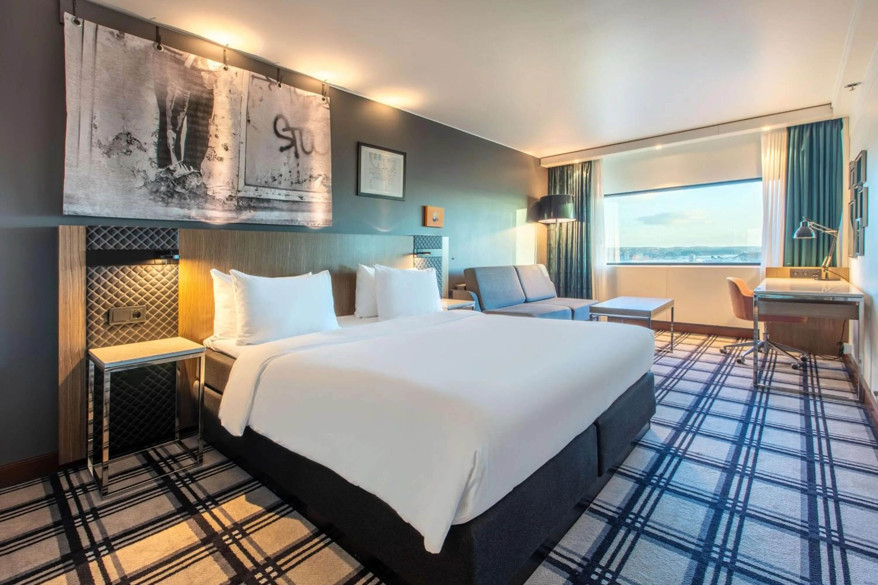 Bedroom, Bed in Radisson Blu Scandinavia Hotel, Oslo