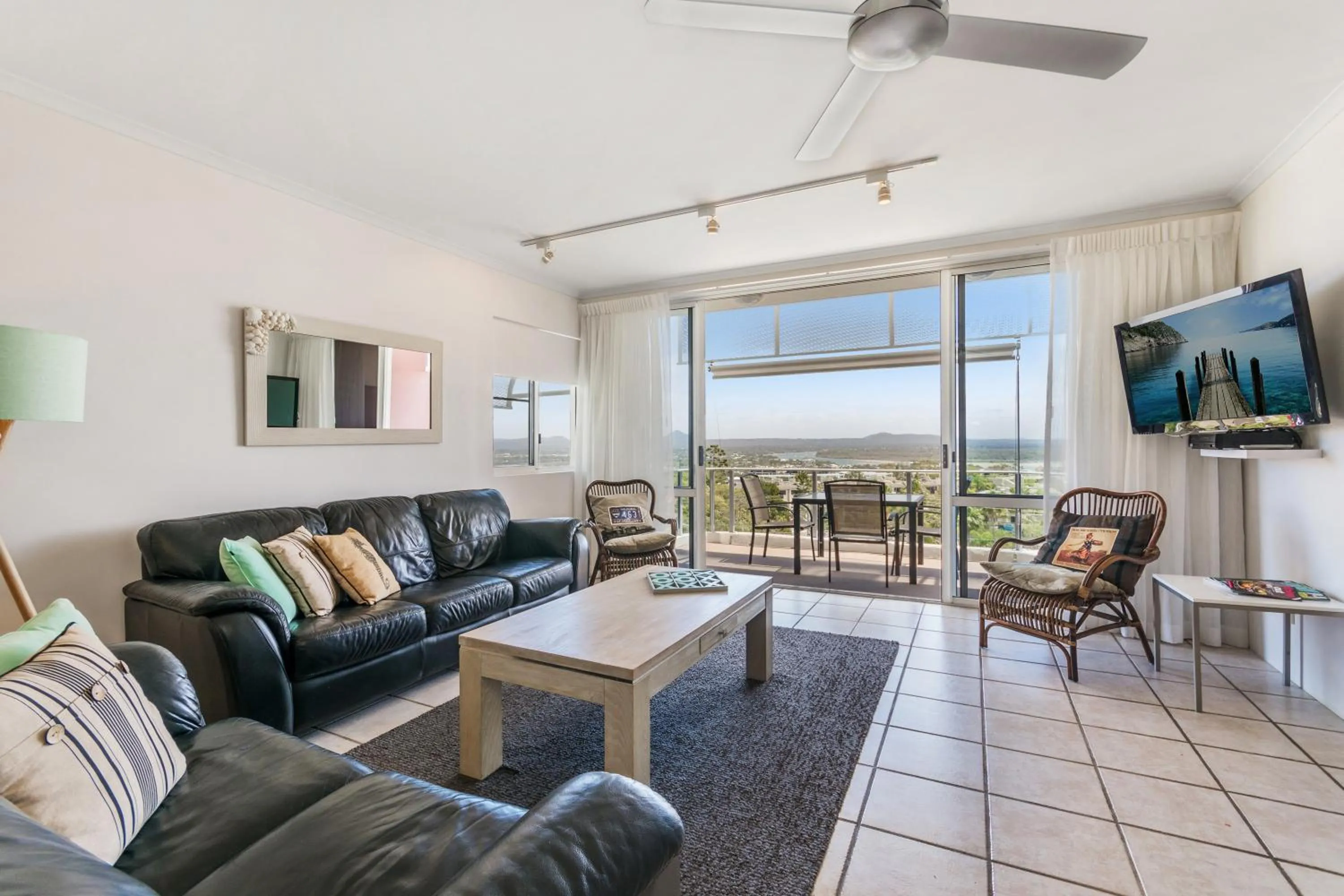 TV and multimedia in Bali Hai Apartments Noosa