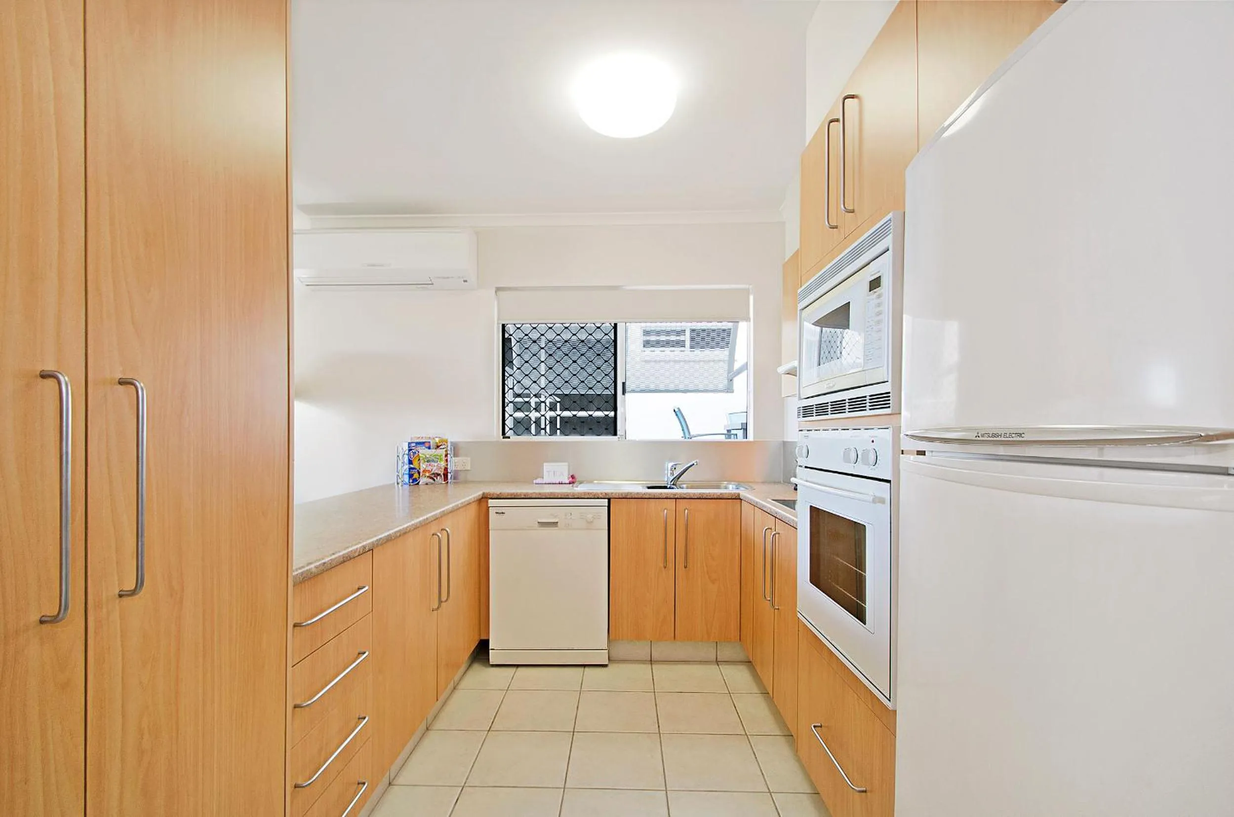 Kitchen or kitchenette in Bali Hai Apartments Noosa