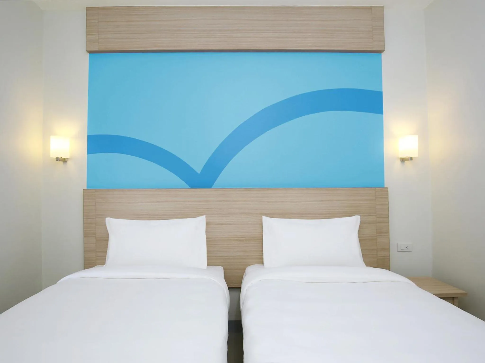 Bedroom, Bed in Hop Inn Hotel Makati Avenue Manila