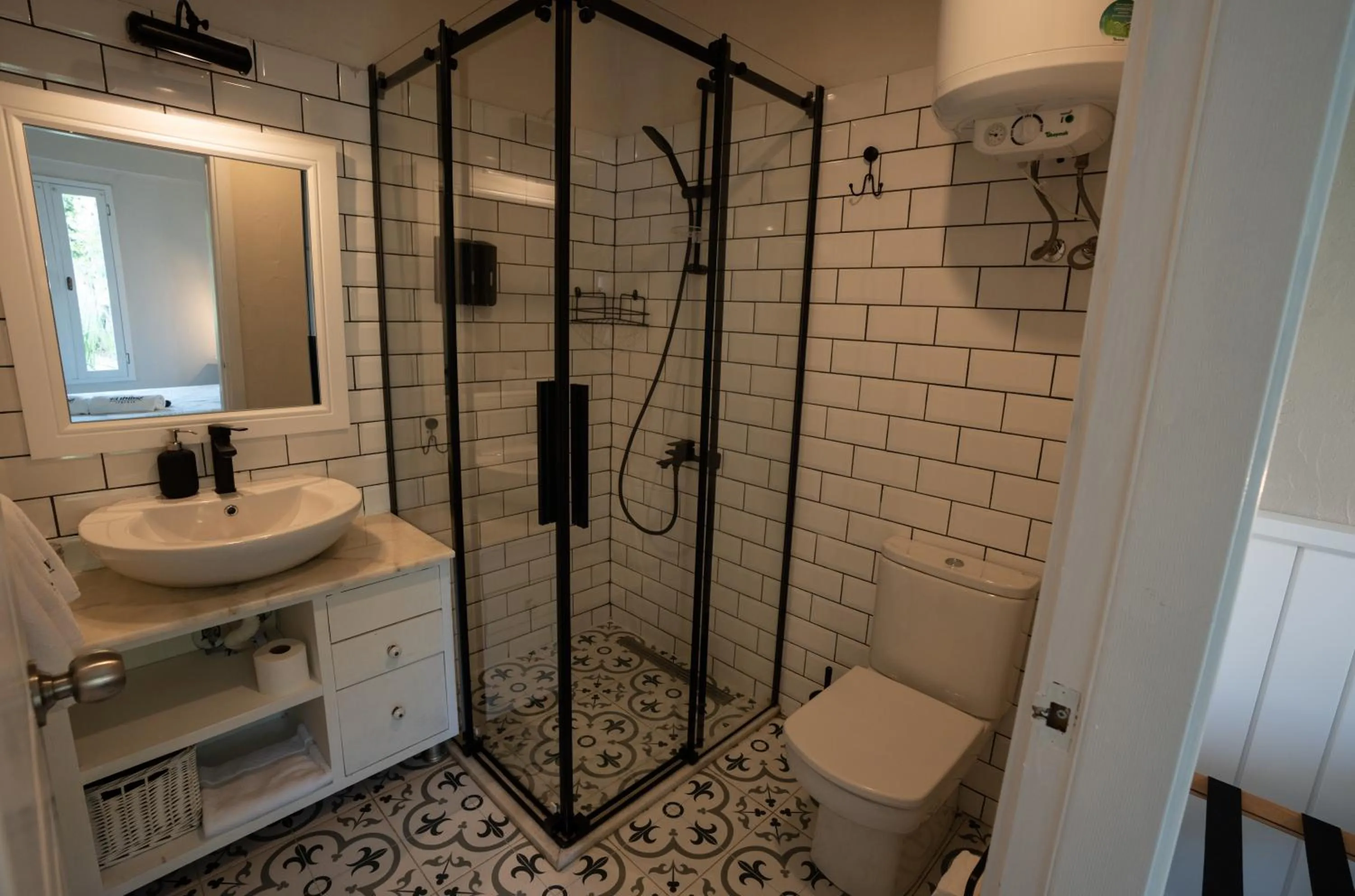 Shower in Sedirli Ev