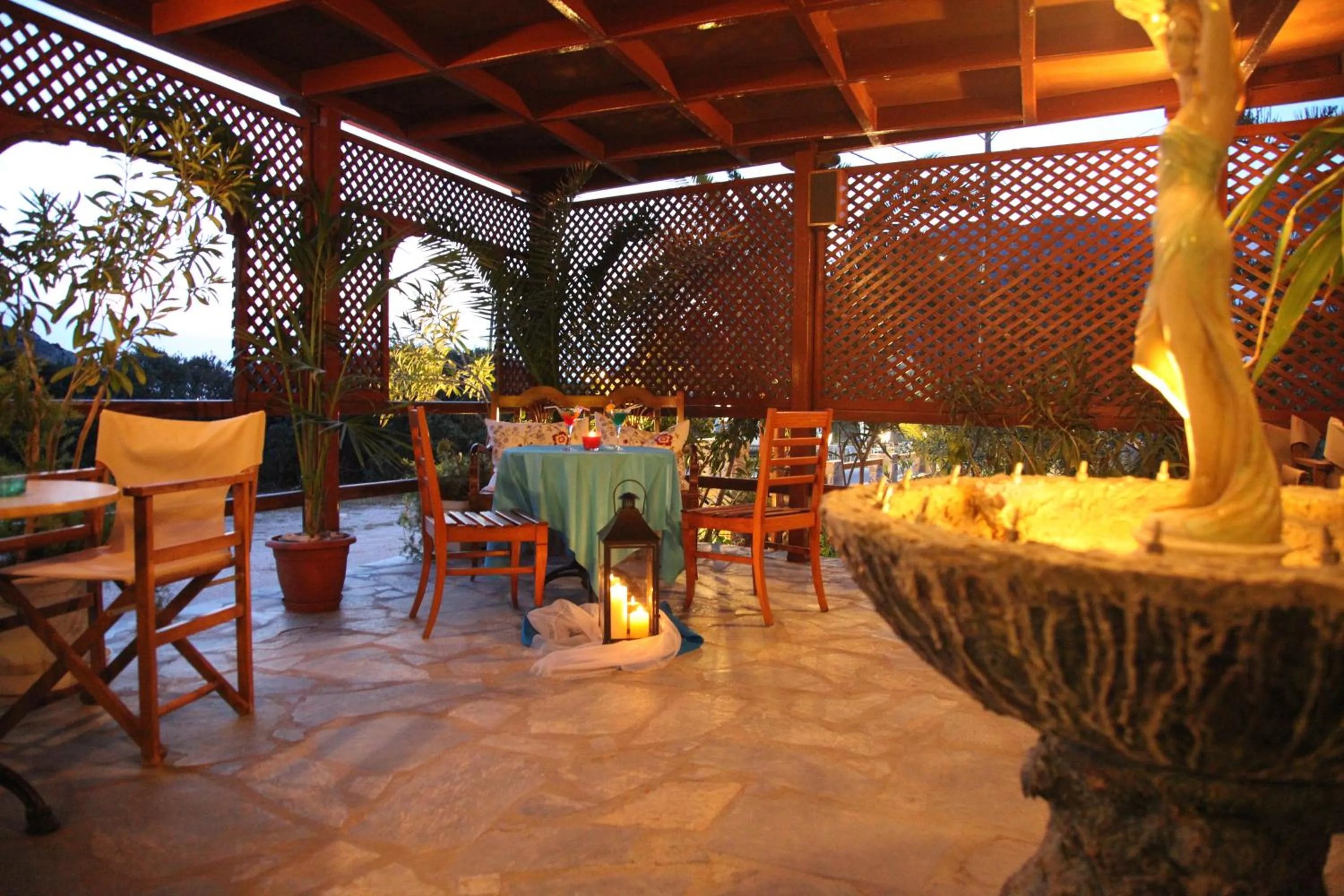 Restaurant/places to eat in Maistrali