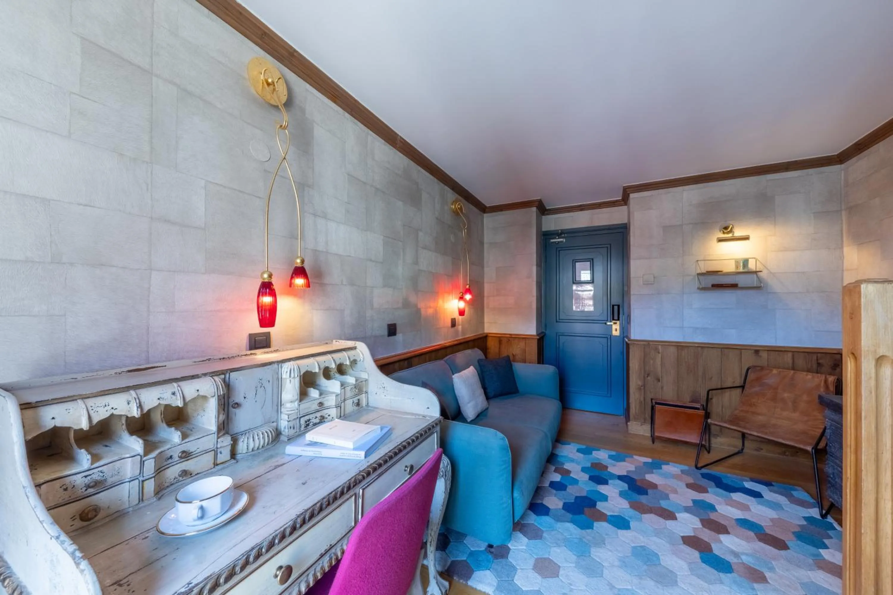 Seating area in Hôtel Village Montana by Les Etincelles