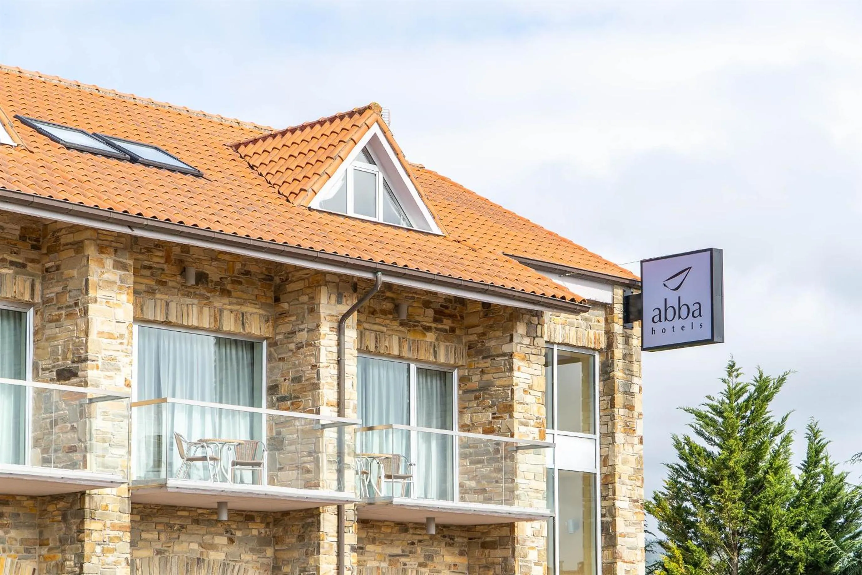 Property building in Abba Comillas Hotel