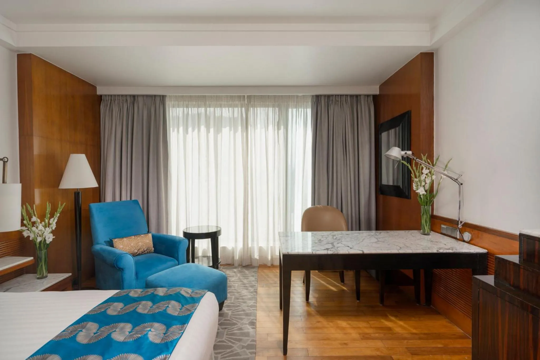 Photo of the whole room, Bed in InterContinental Marine Drive Mumbai by IHG