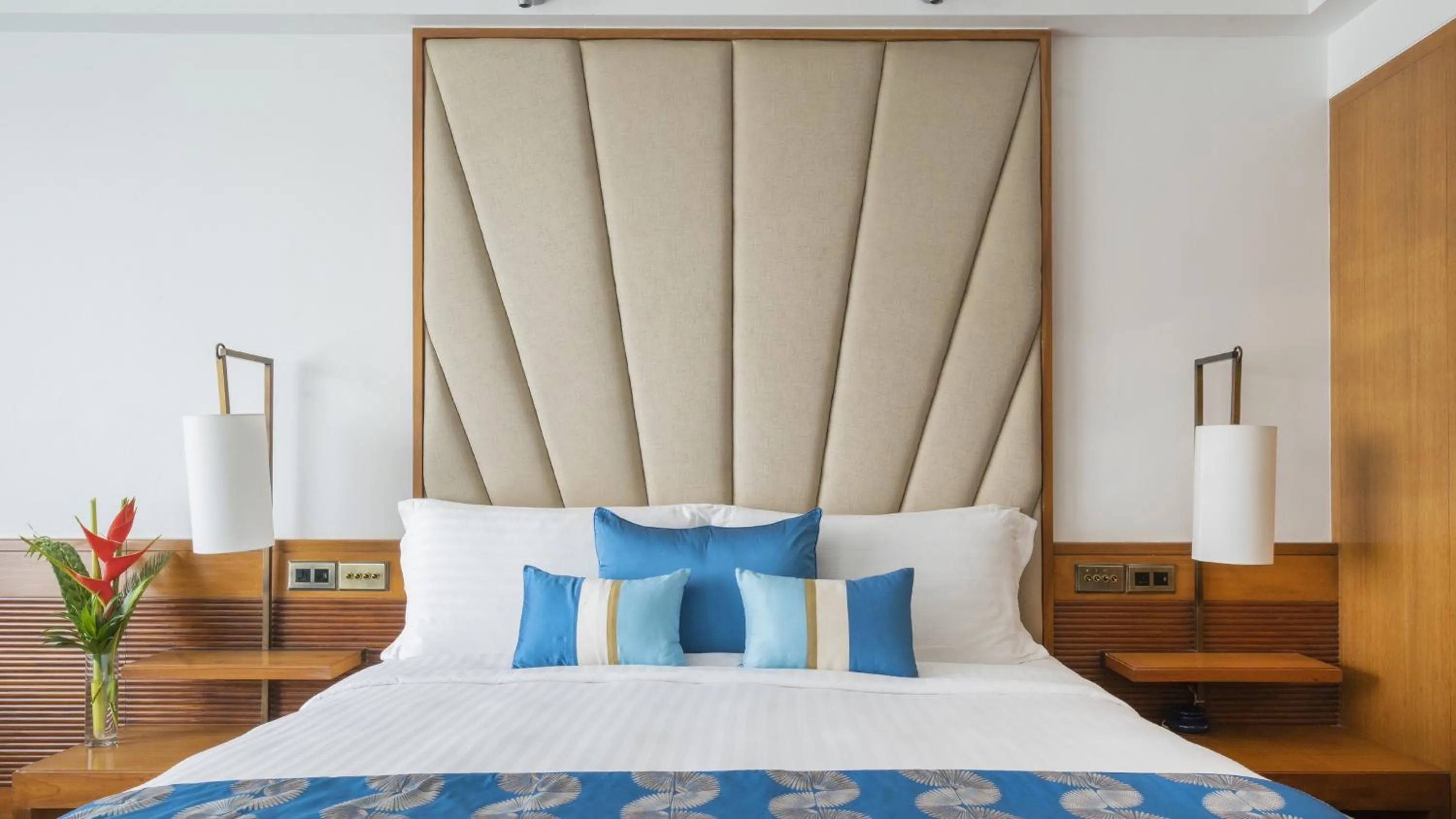 Photo of the whole room, Bed in InterContinental Marine Drive Mumbai by IHG