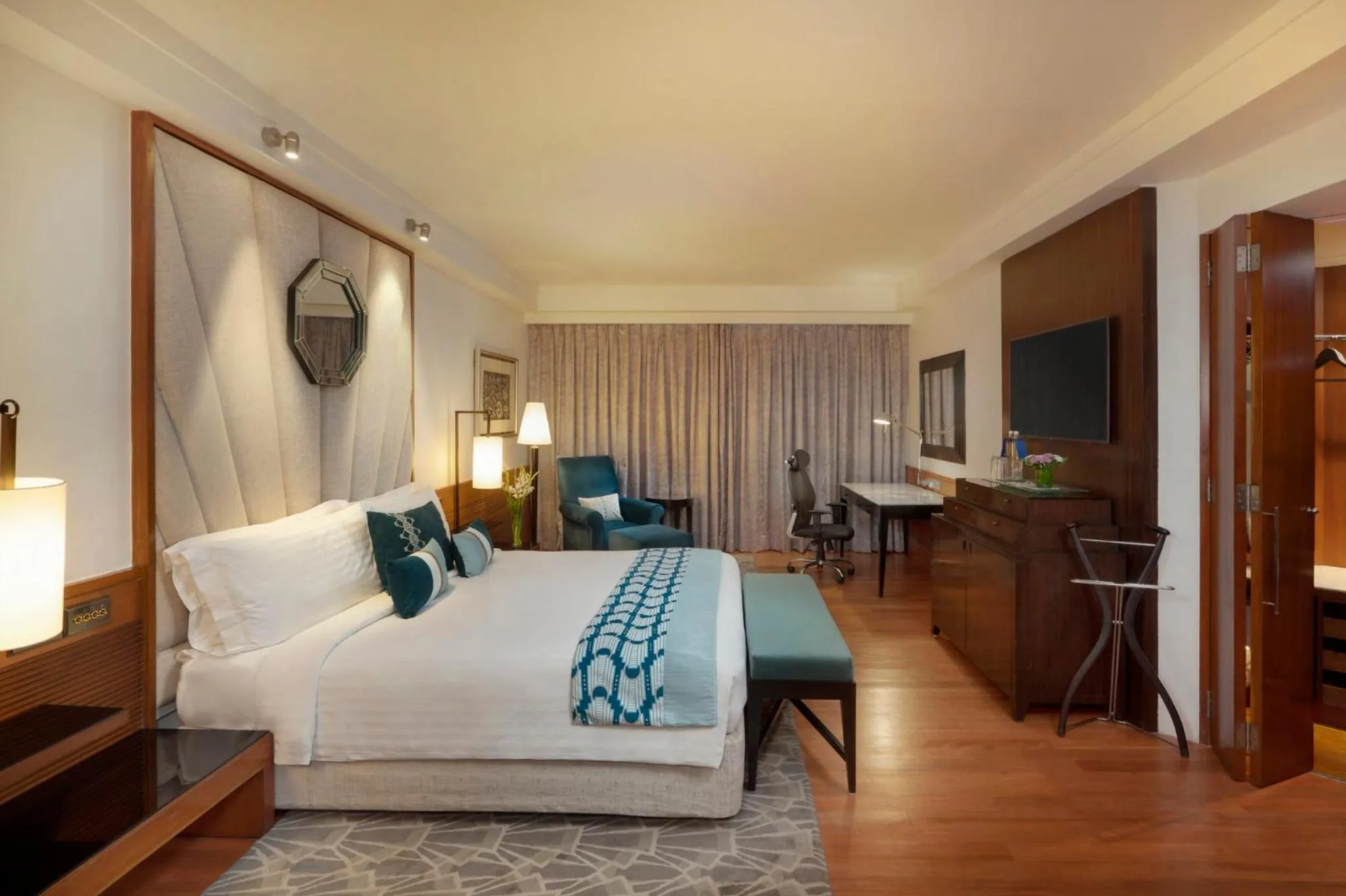 Photo of the whole room, Bed in InterContinental Marine Drive Mumbai by IHG