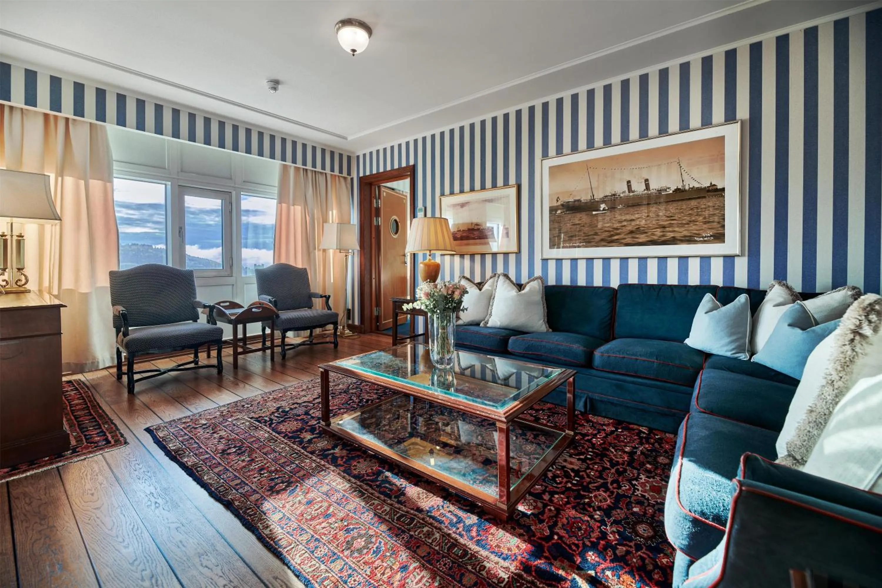 Living room in Radisson Blu Plaza Hotel, Oslo