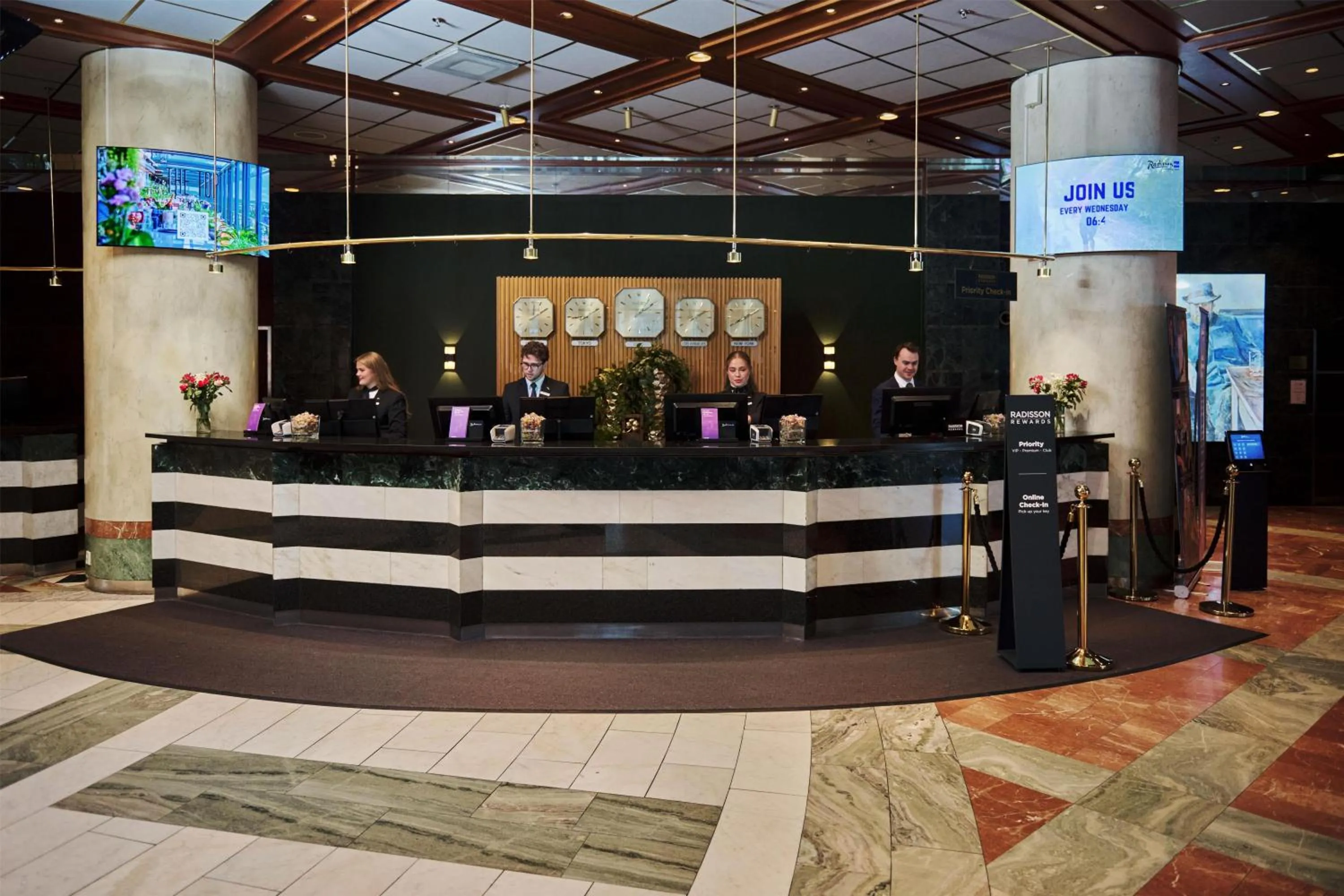 Lobby or reception in Radisson Blu Plaza Hotel, Oslo