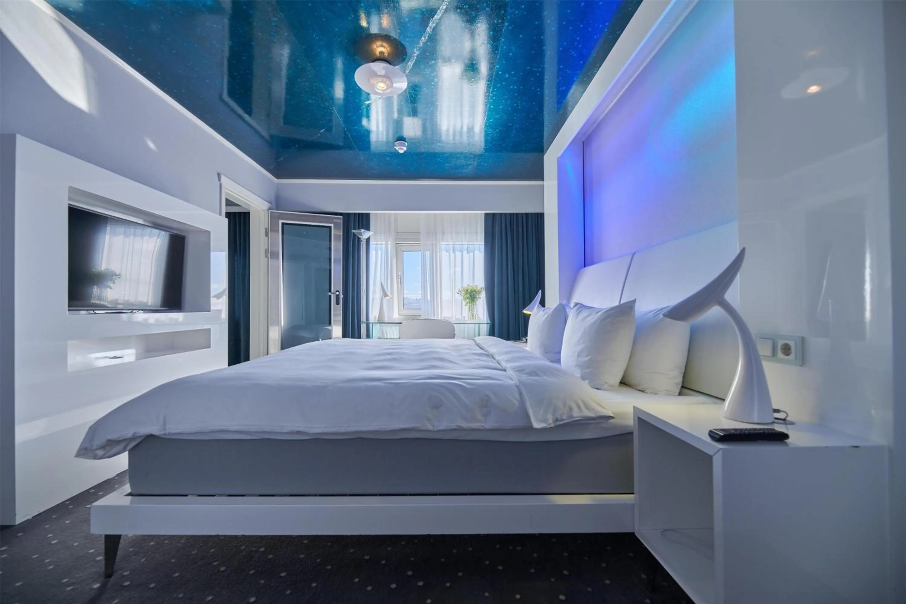 Bed in Radisson Blu Plaza Hotel, Oslo