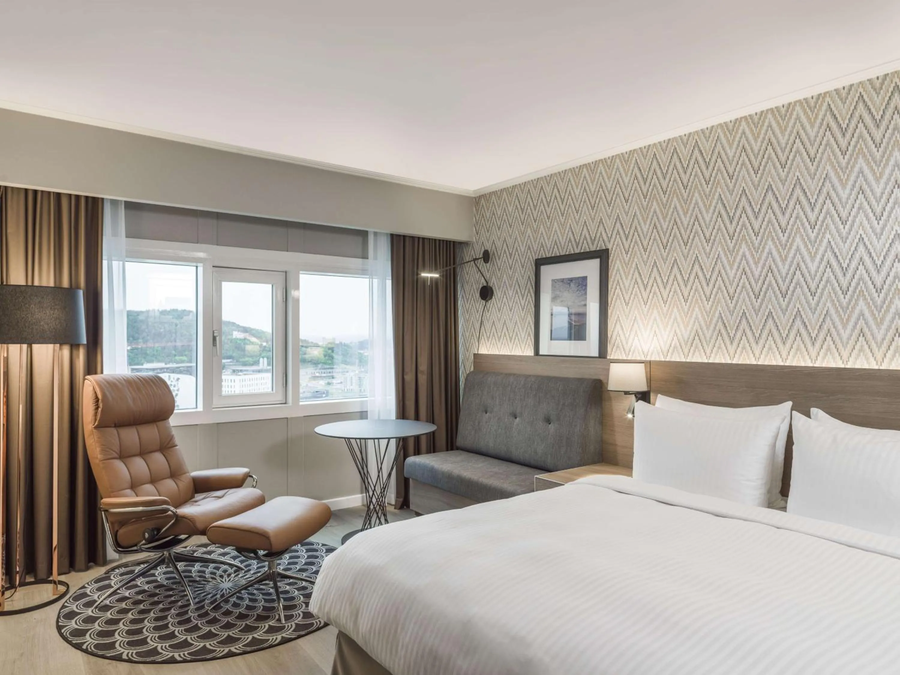 Bedroom, Bed in Radisson Blu Plaza Hotel, Oslo